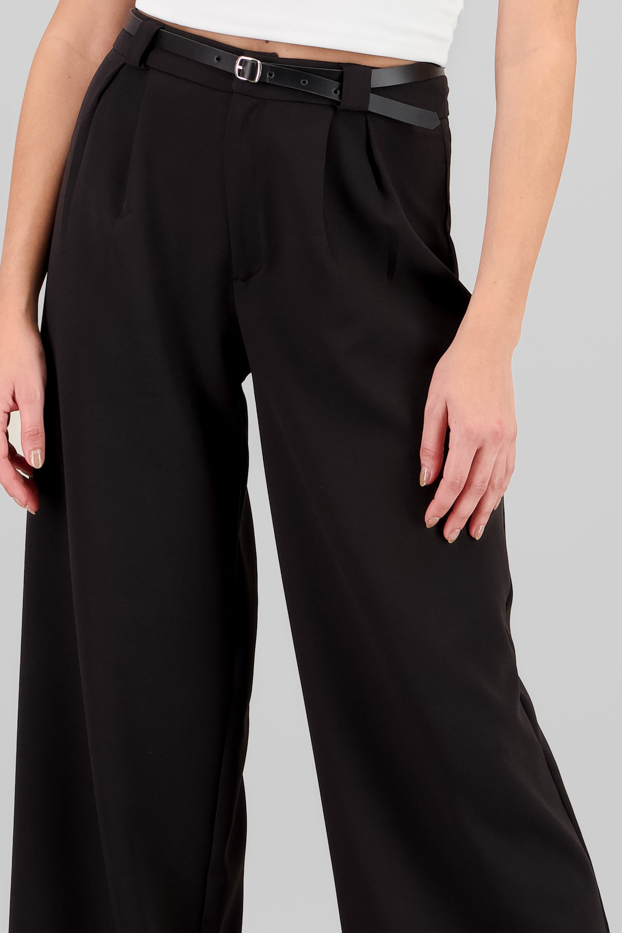 Pantalon tipo sastre detalle cinturon NEGRO