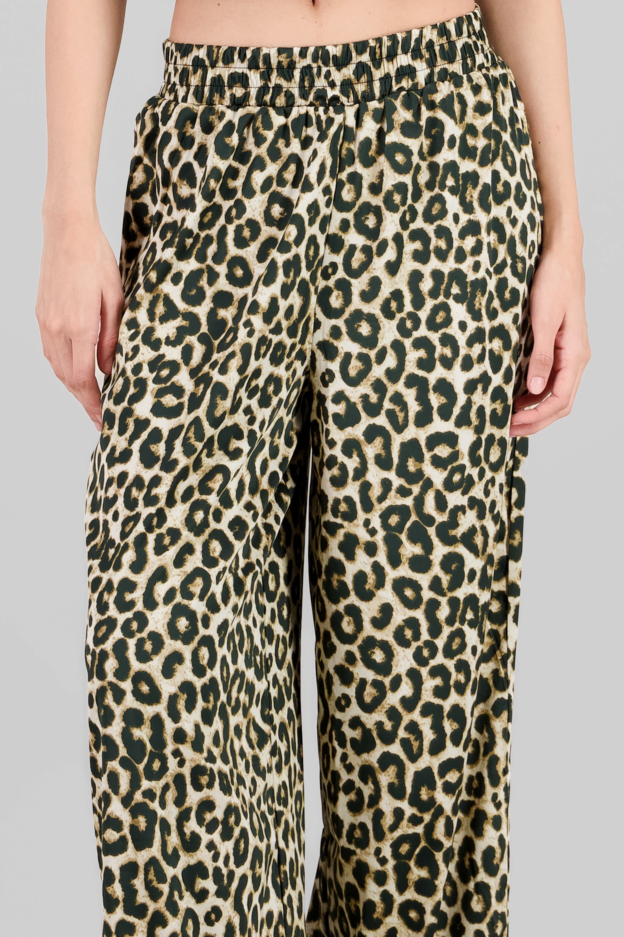 Pantalon amplio estampado leopardo CAFE COMBO