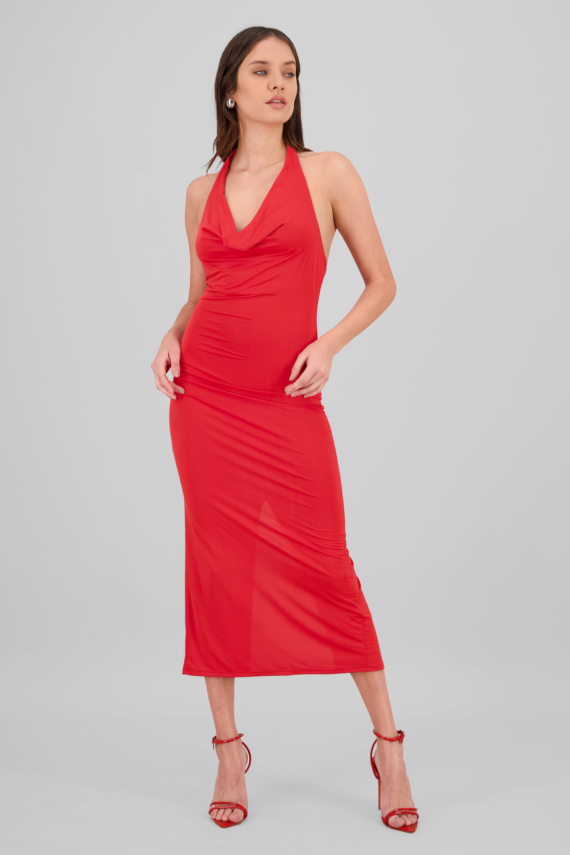 Vestido maxi cuello halter cascada ROJO