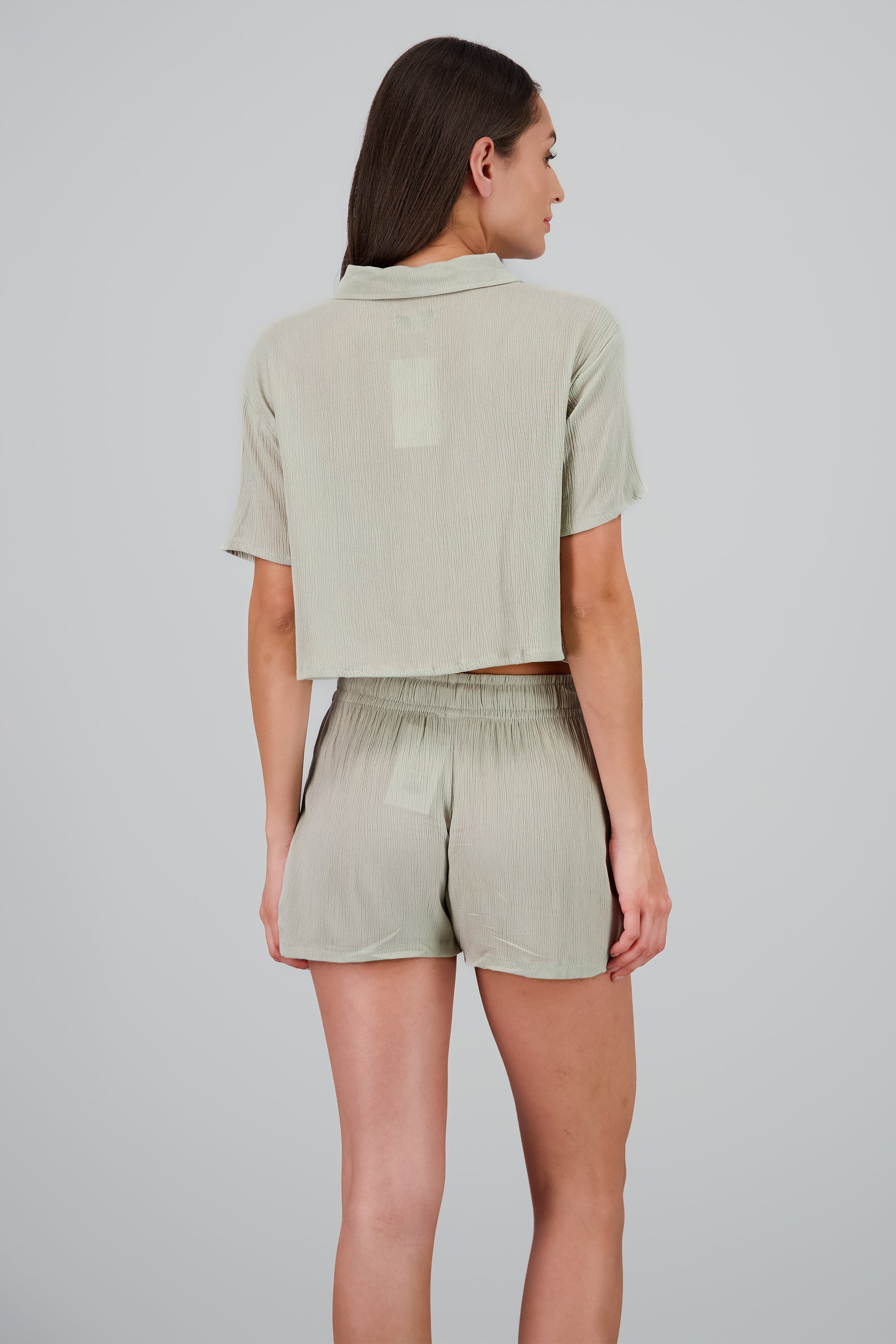Camisa cuello polo de textura cropped KHAKI