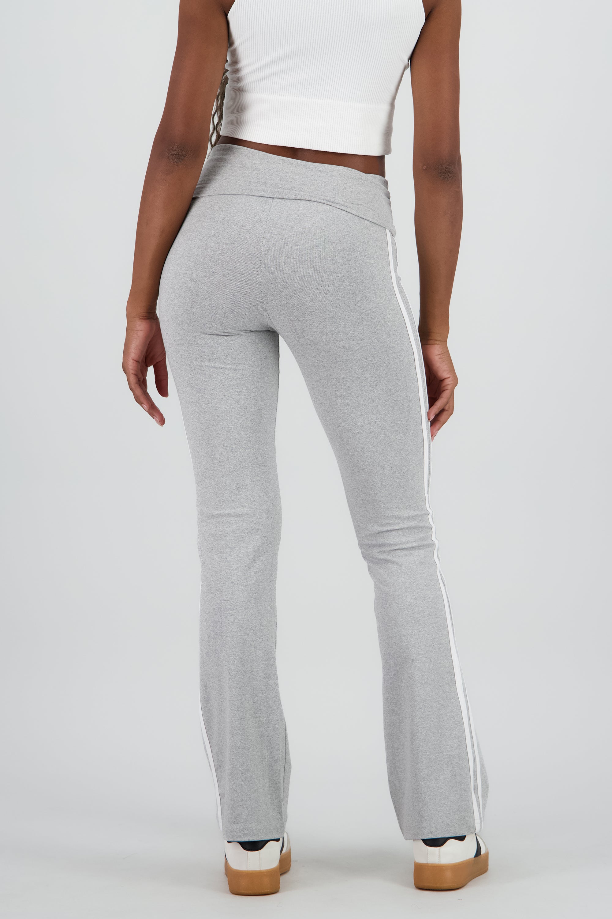 Pants con dobles en la pretina de rayas GRIS
