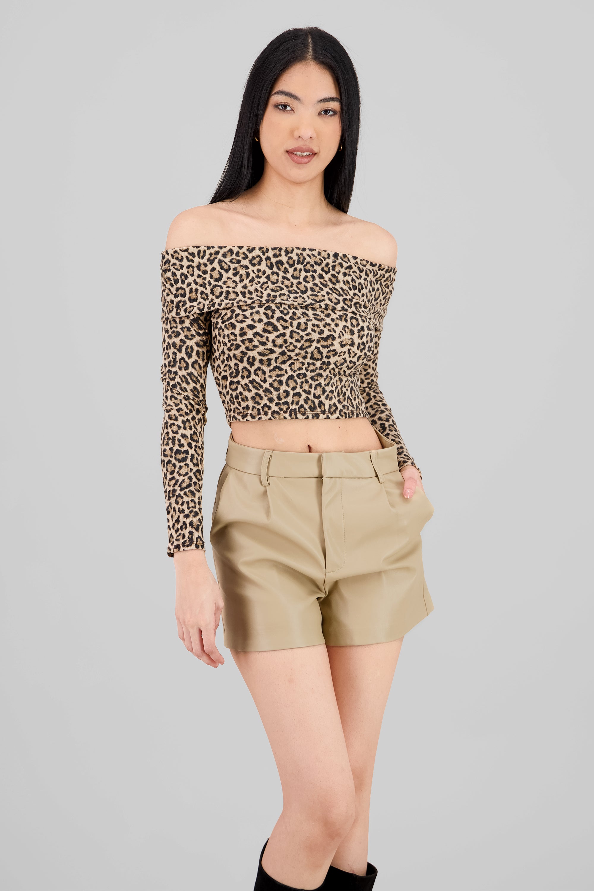 Top off shoulder leopardo manga larga CAFE COMBO