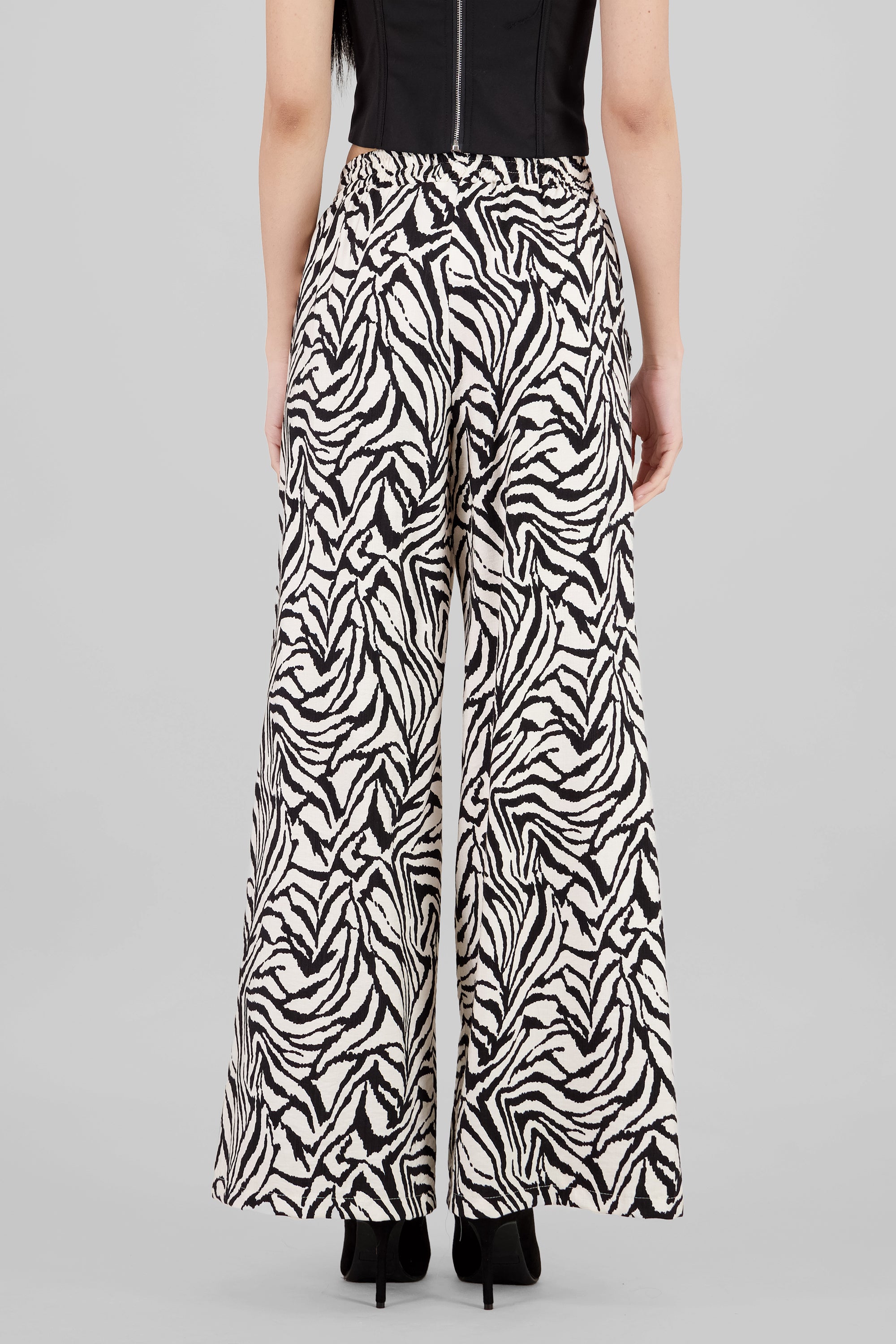 Pantalon amplio detalle resorte BLANCO COMBO