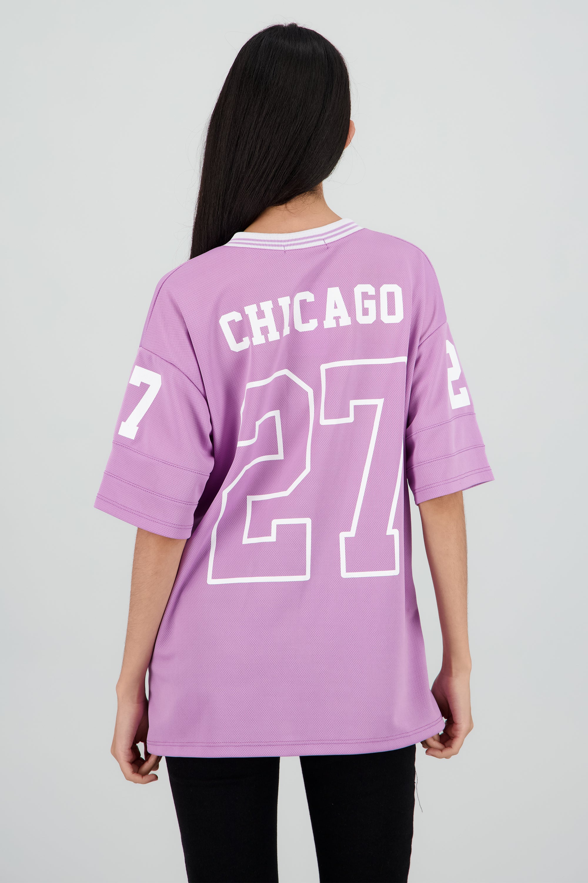 Playera deportiva numero brillos LAVANDA