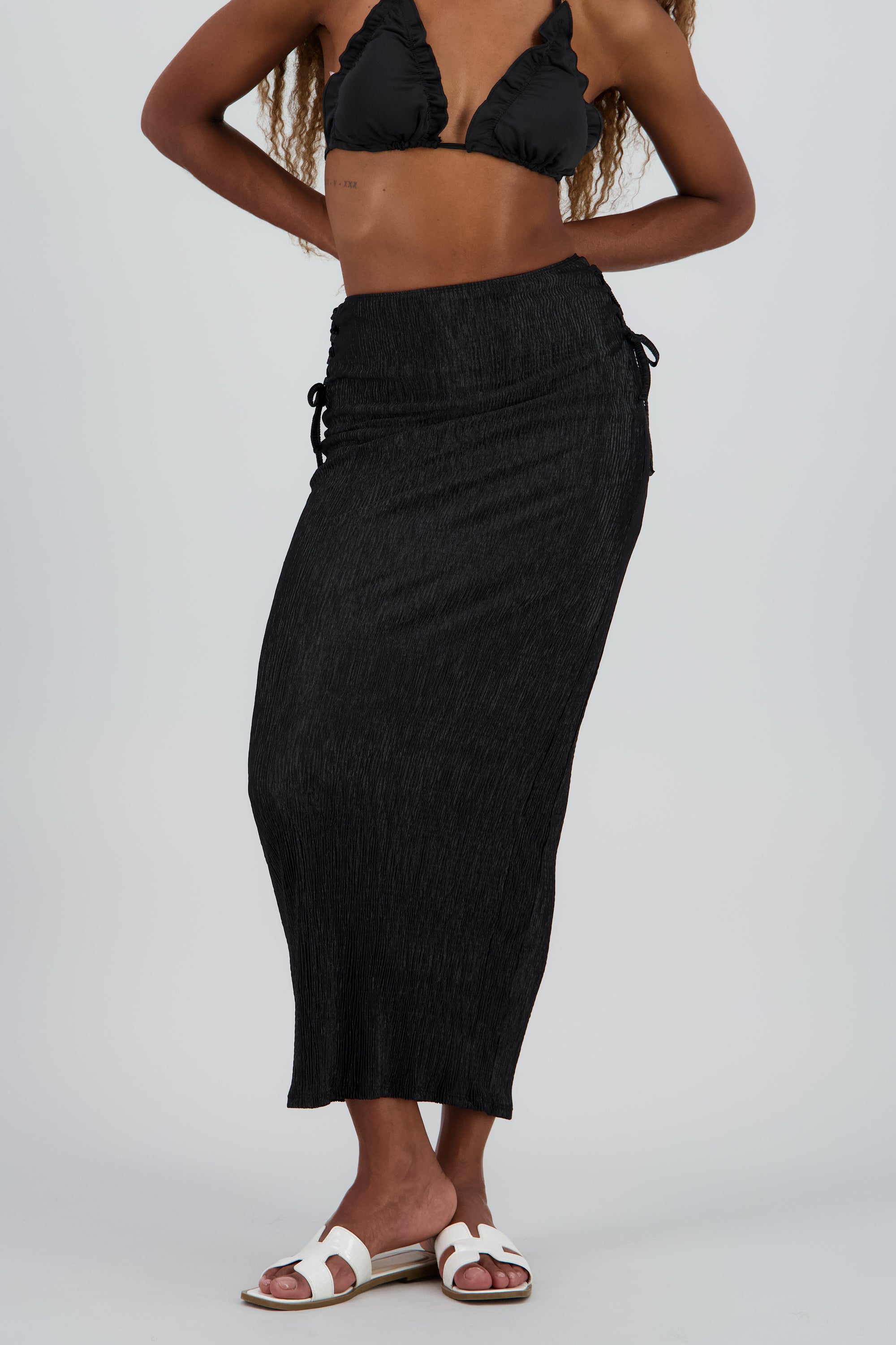 Falda midi textura NEGRO