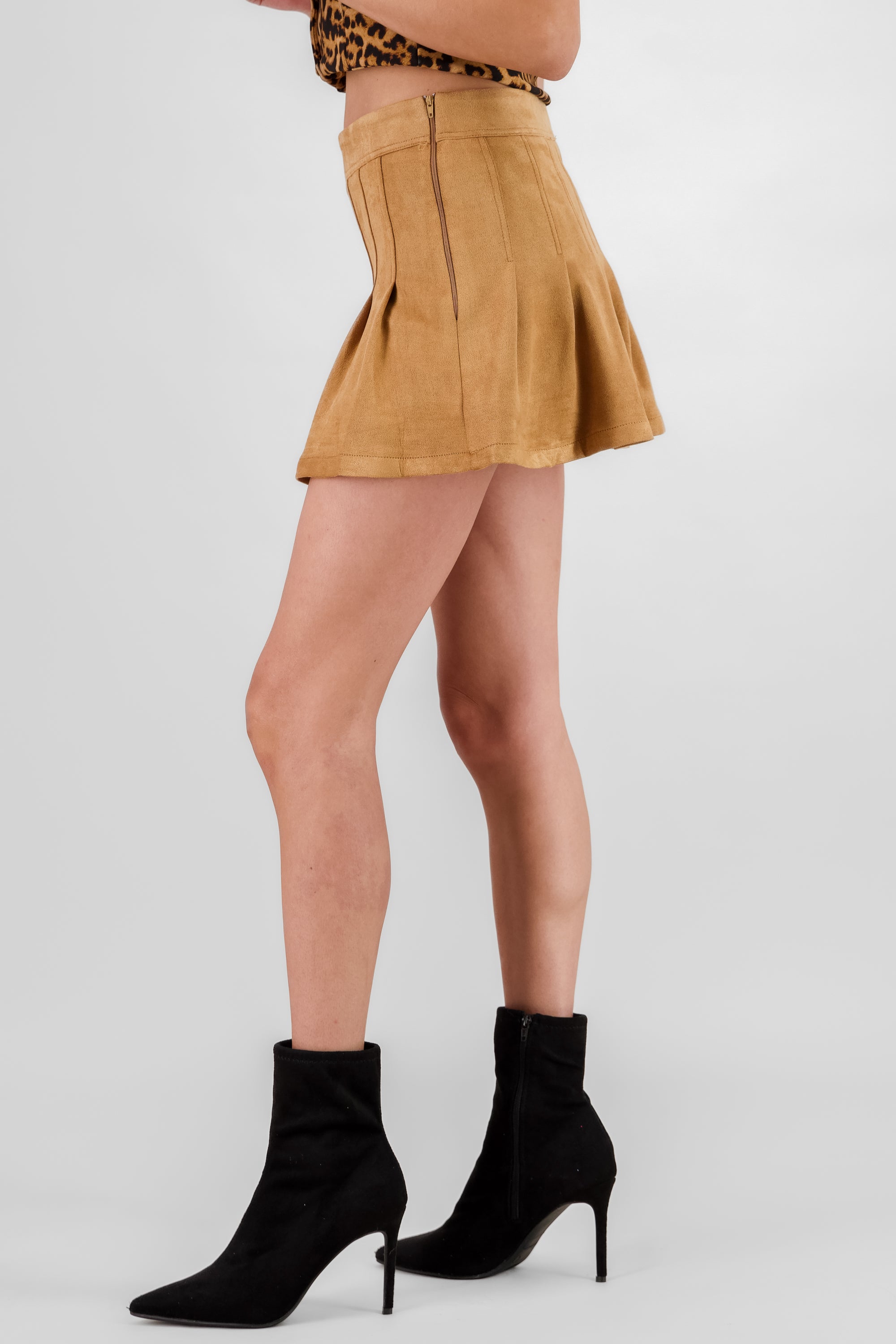 Falda tablada gamuza CAMELLO