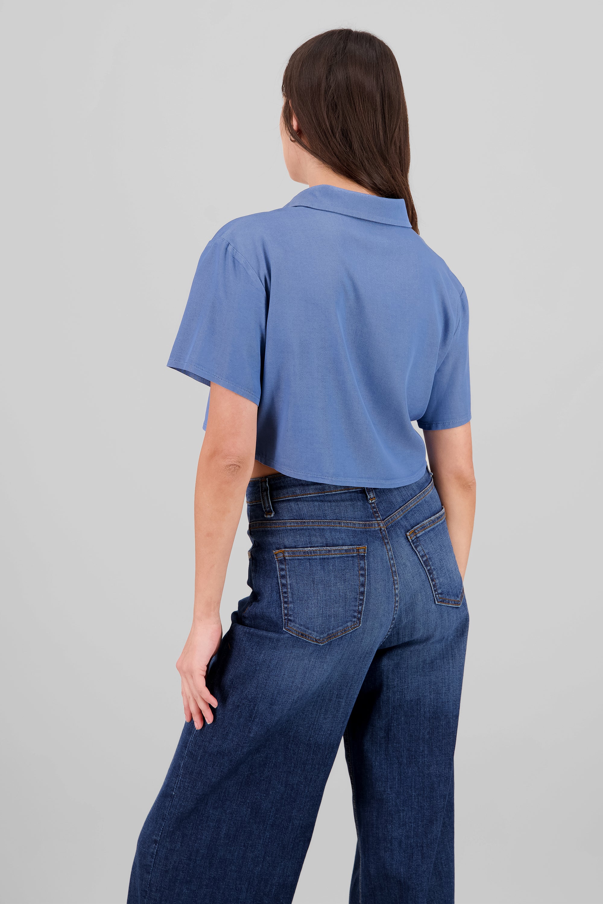 Camisa crop manga corta LIGHT WASH