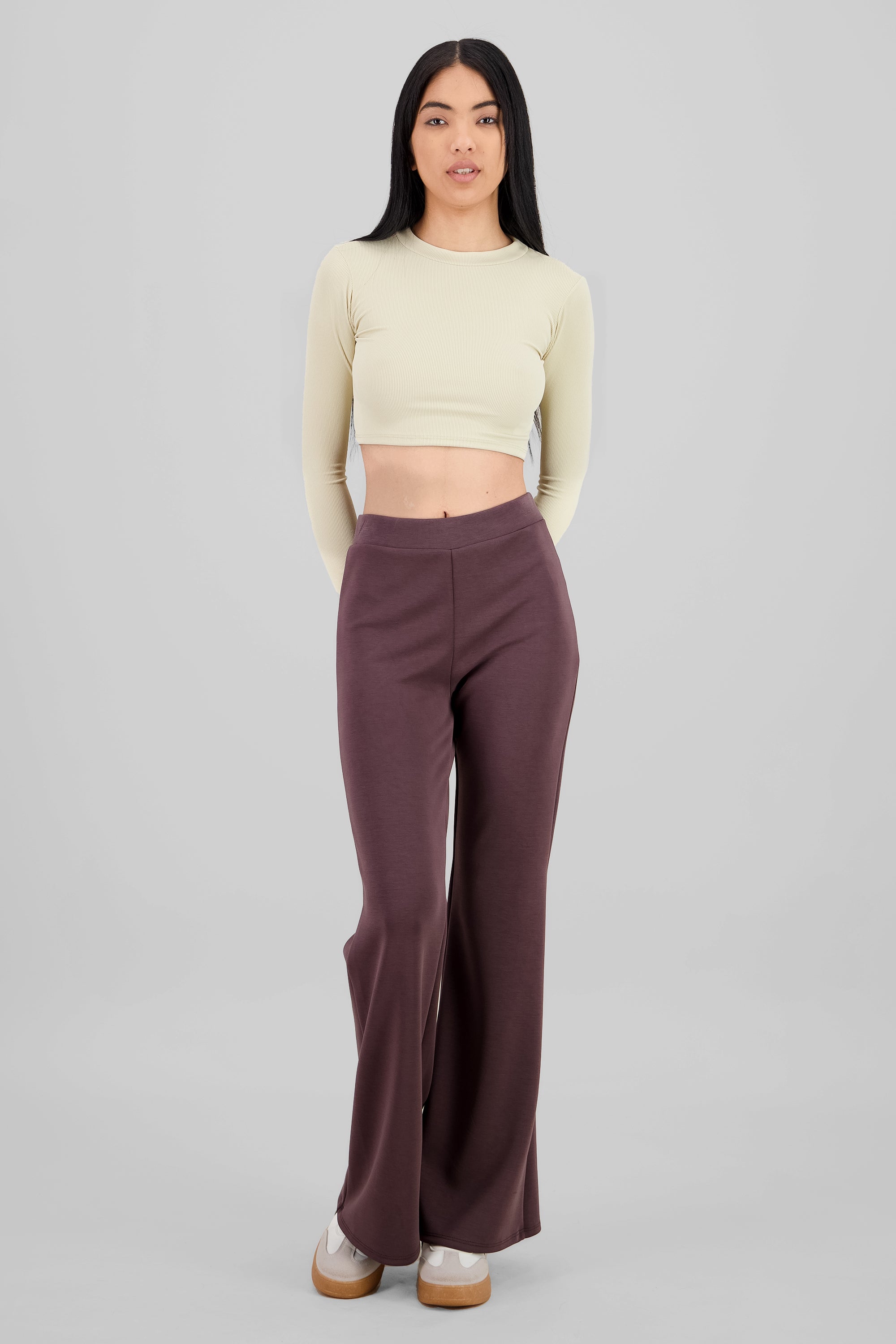 Pantalon flare detalle pretina CHOCOLATE