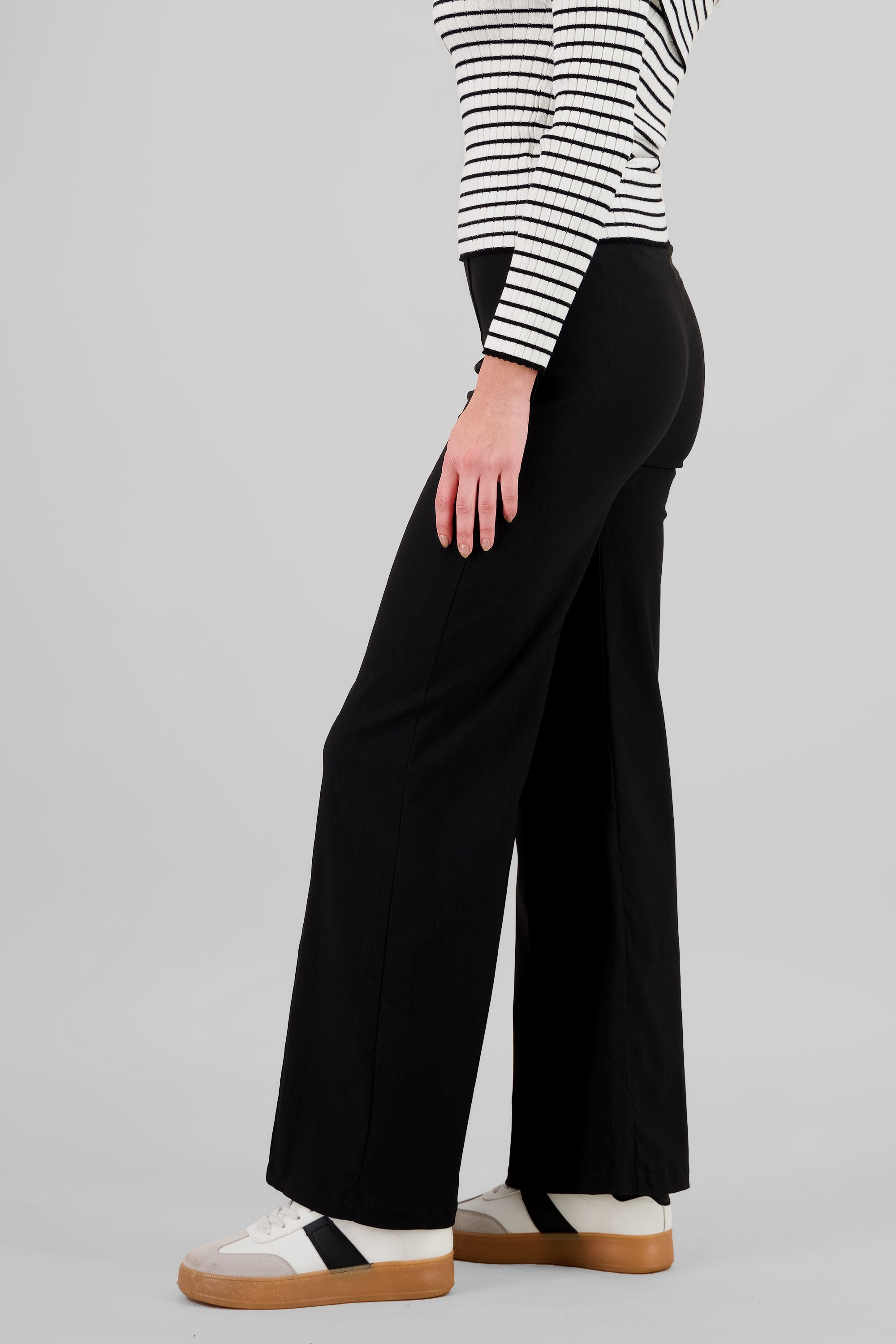 Pantalon wide leg detalle costura NEGRO