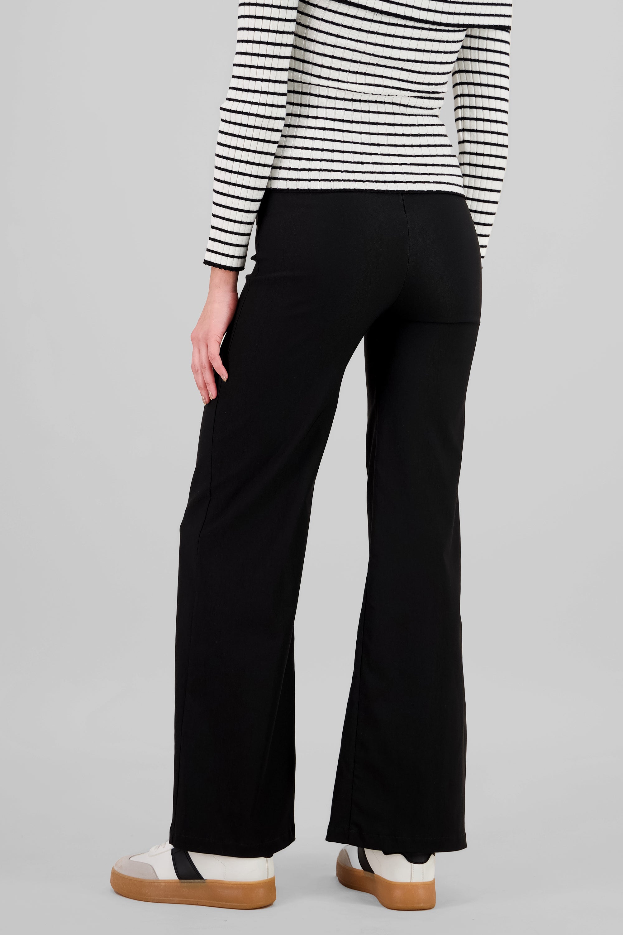 Pantalon wide leg detalle costura NEGRO