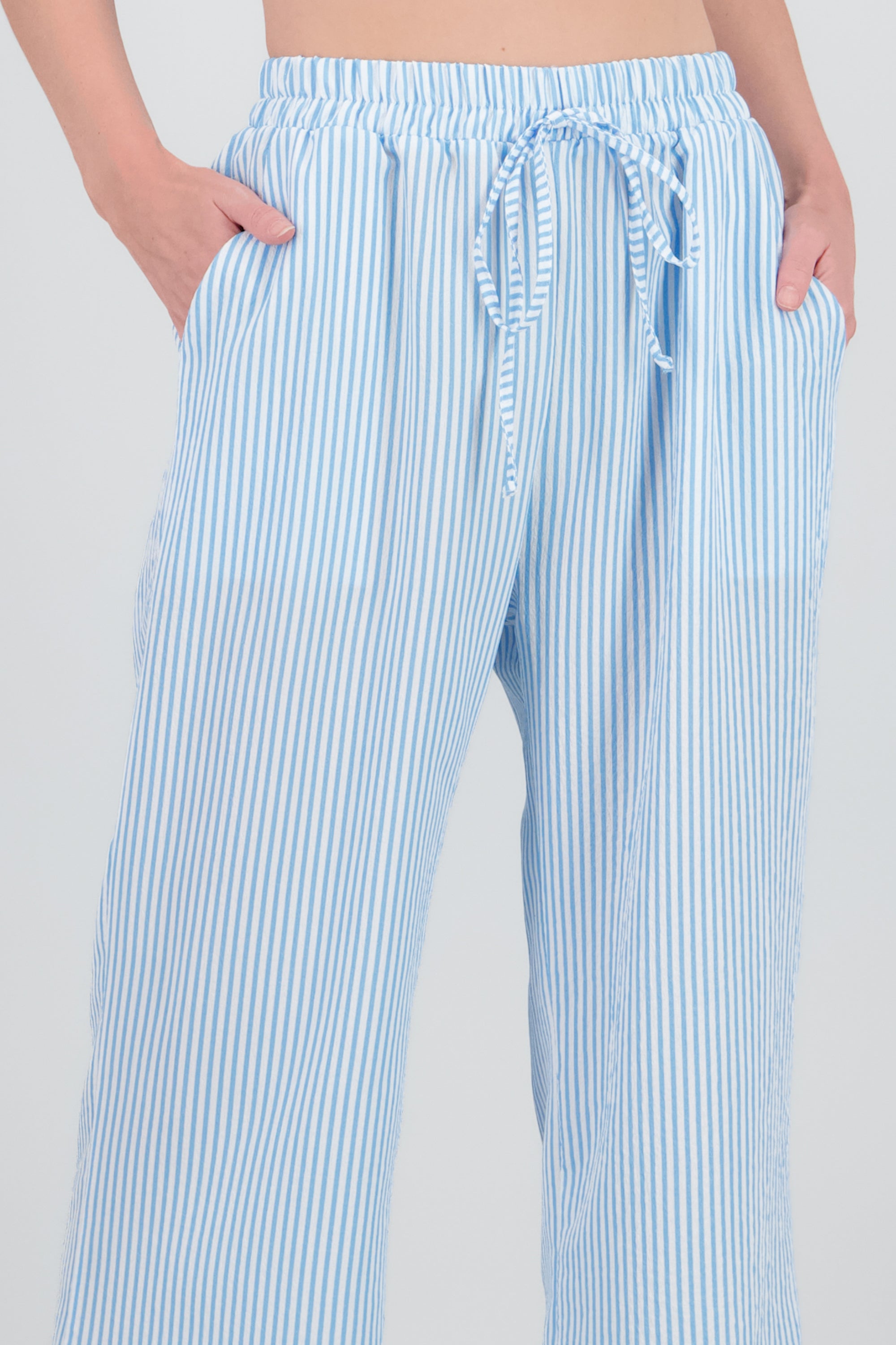 Pantalon amplio detalle resorte rayas AZUL CIELO