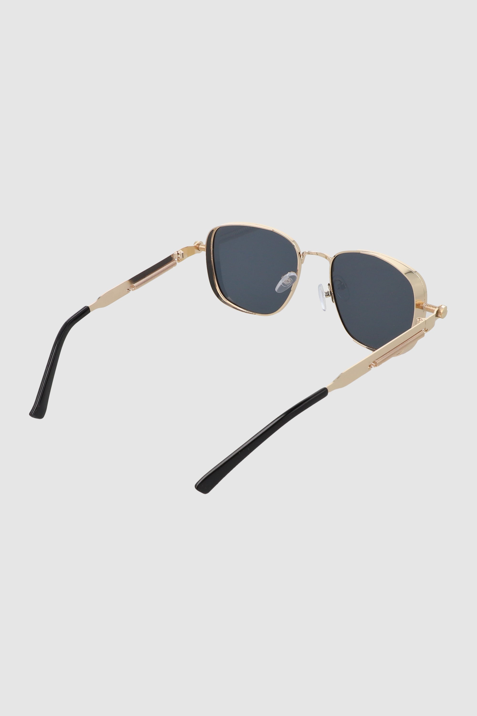 Lentes cuadrados armazón ancho metal ORO