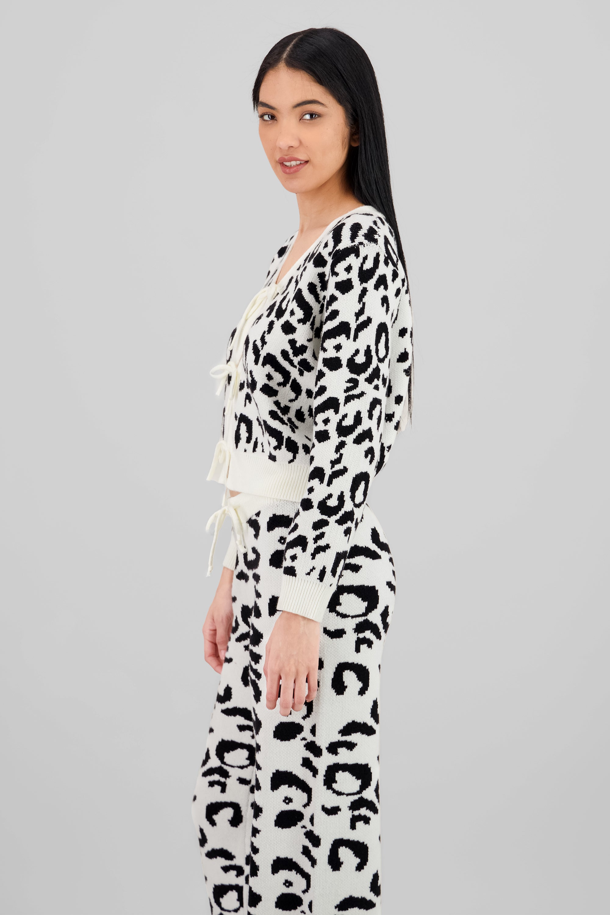 Sueter tejido NEGRO BLANCO