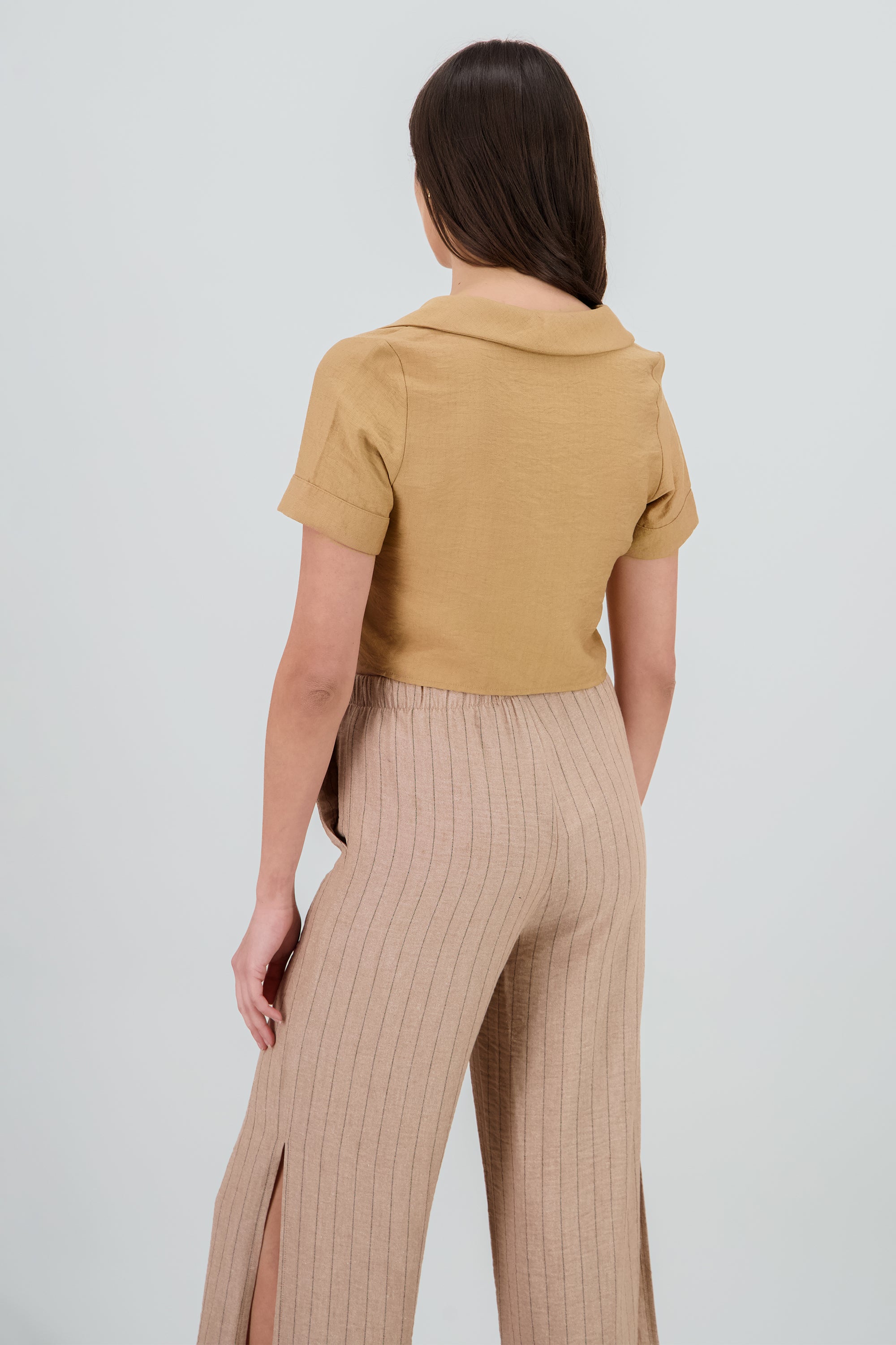 Camisa manga corta cuello textura KHAKI