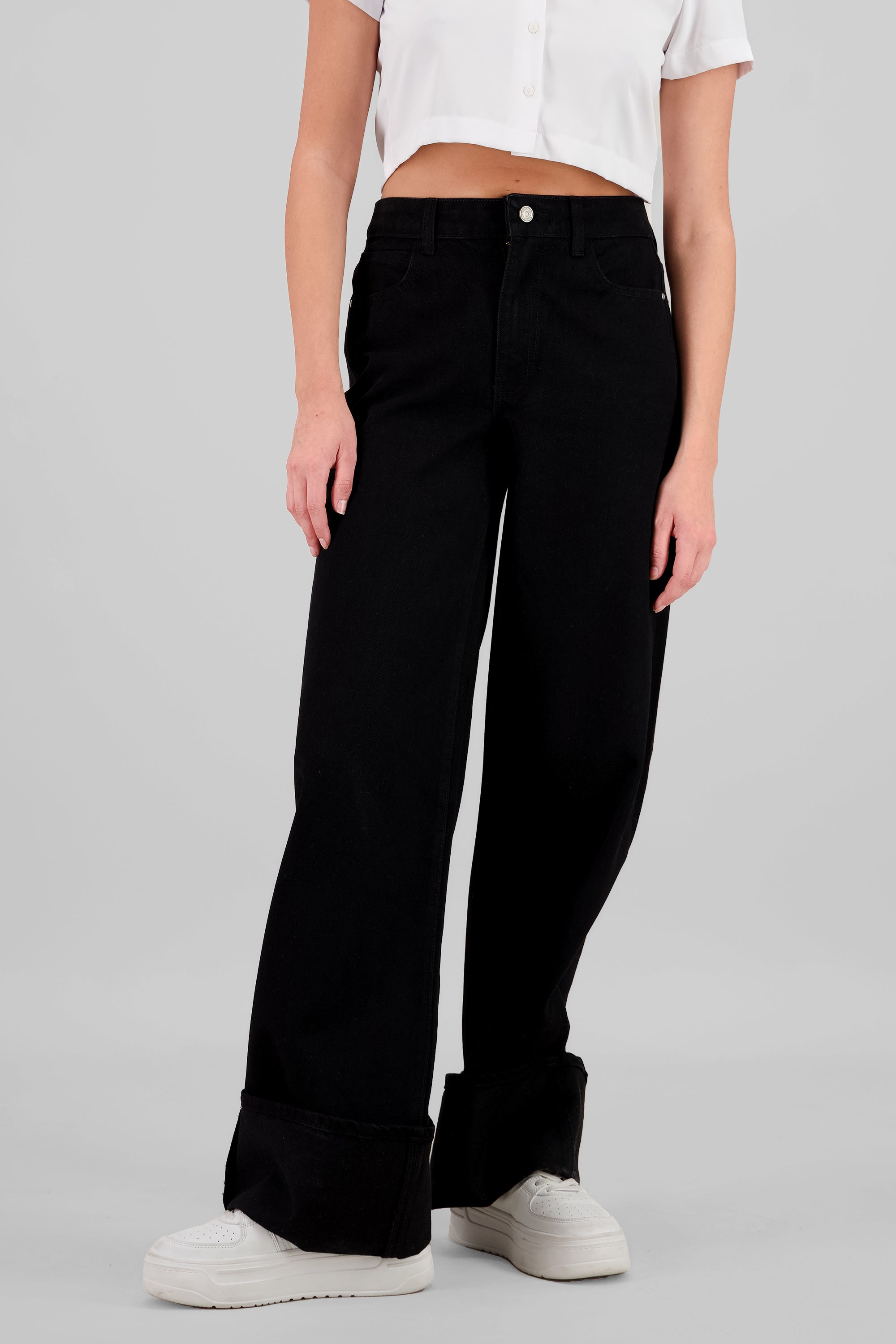 Jeans wide leg dobladillo ancho NEGRO