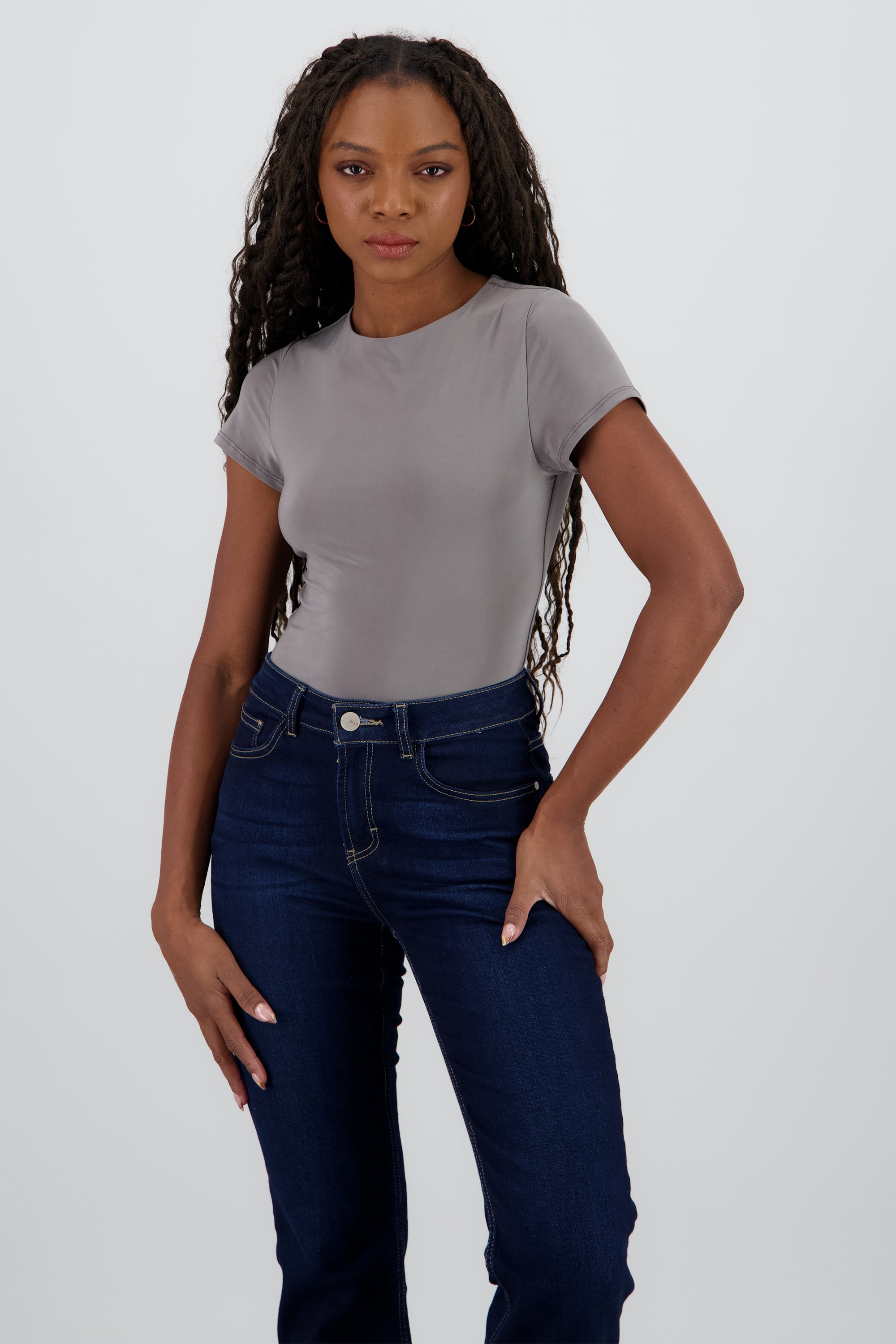 Bodysuit manga corta cuello redondo GRIS