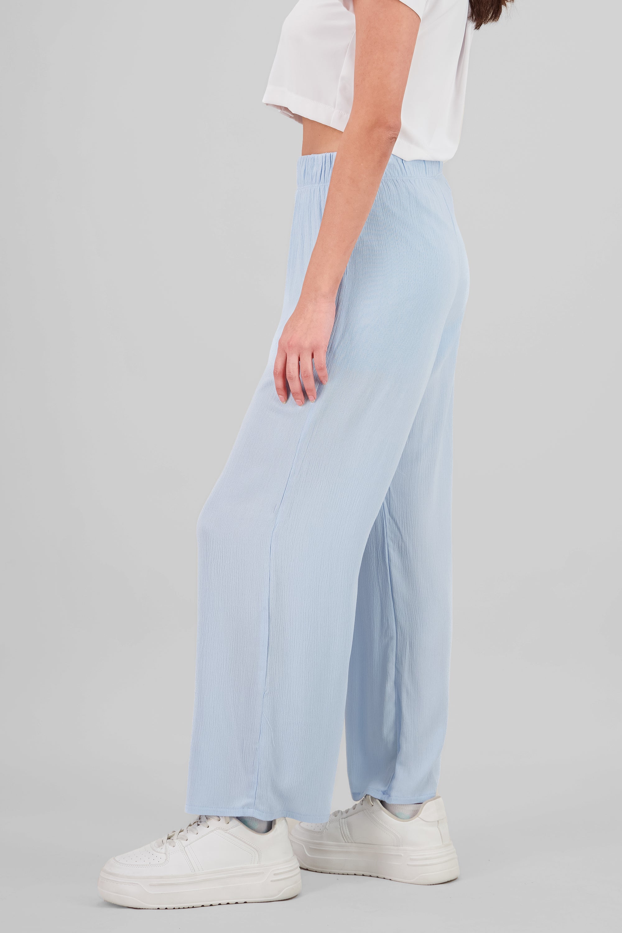 Pantalón  Amplio AZUL CIELO