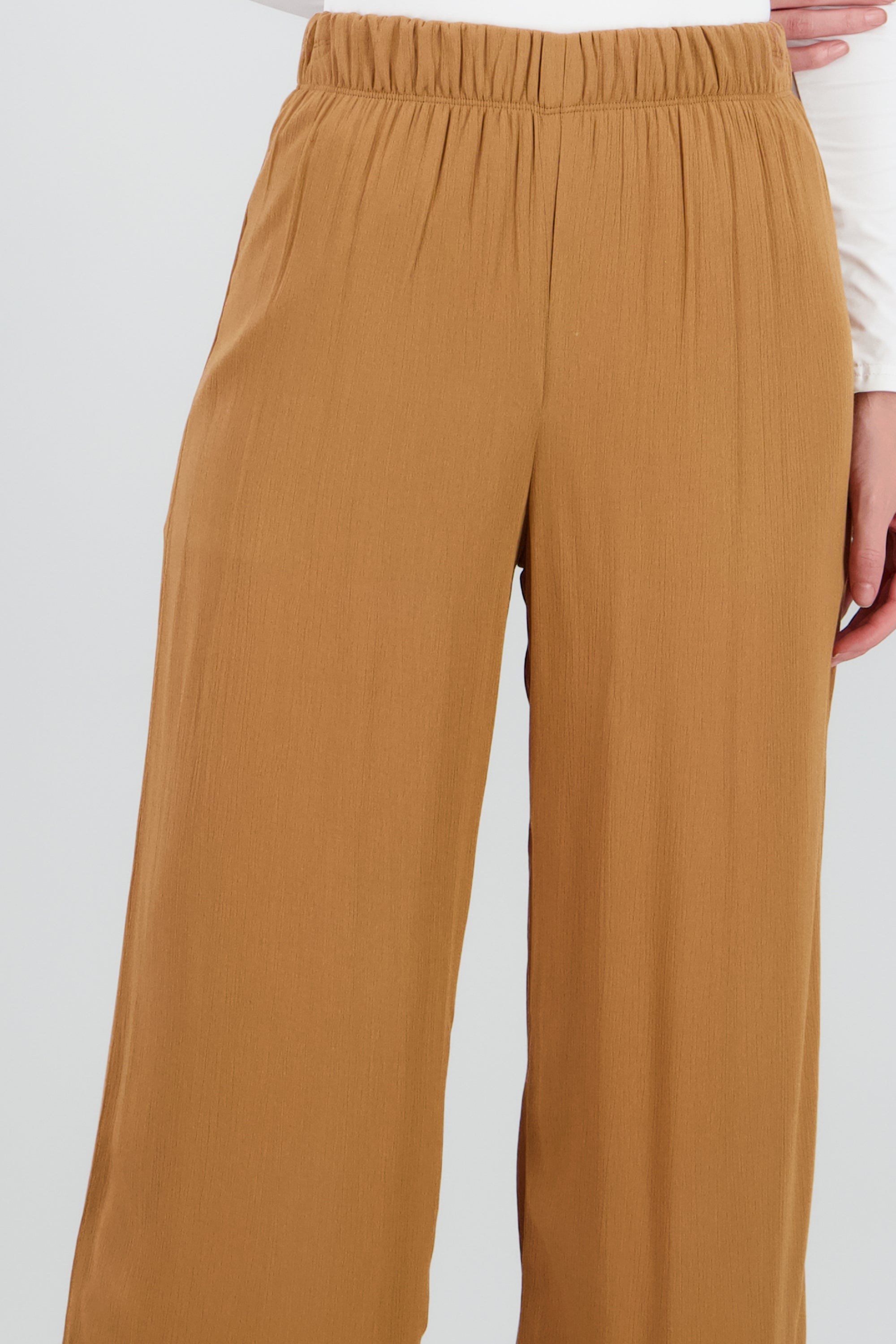 Pantalón  Amplio CAMELLO