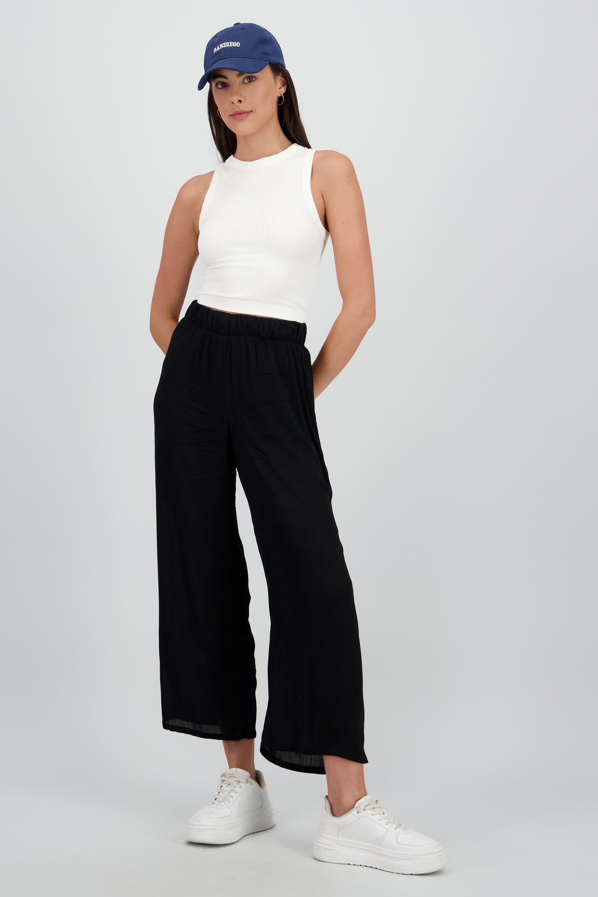 Pantalón  Amplio NEGRO