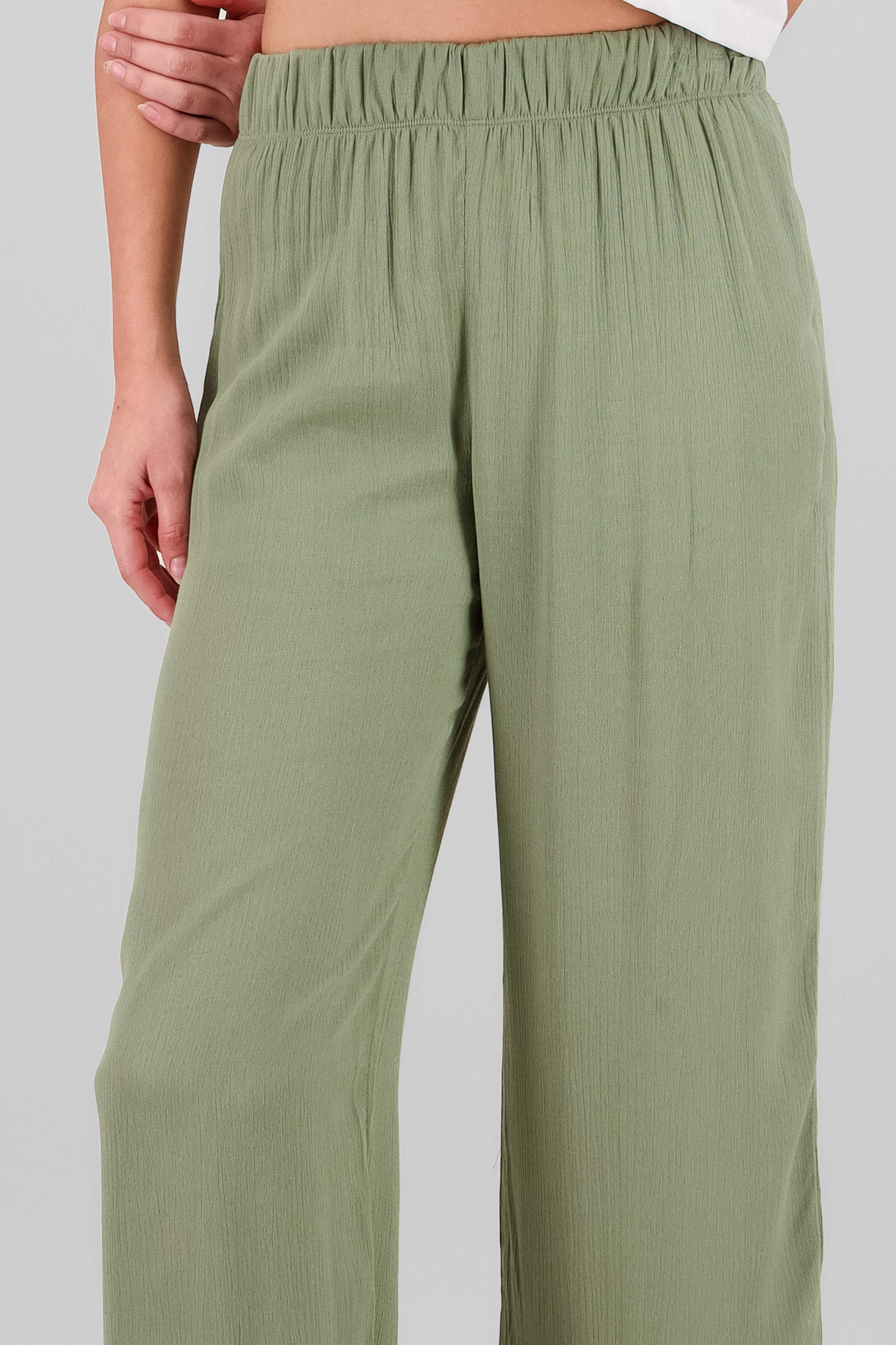 Pantalón  Amplio VERDE CLARO