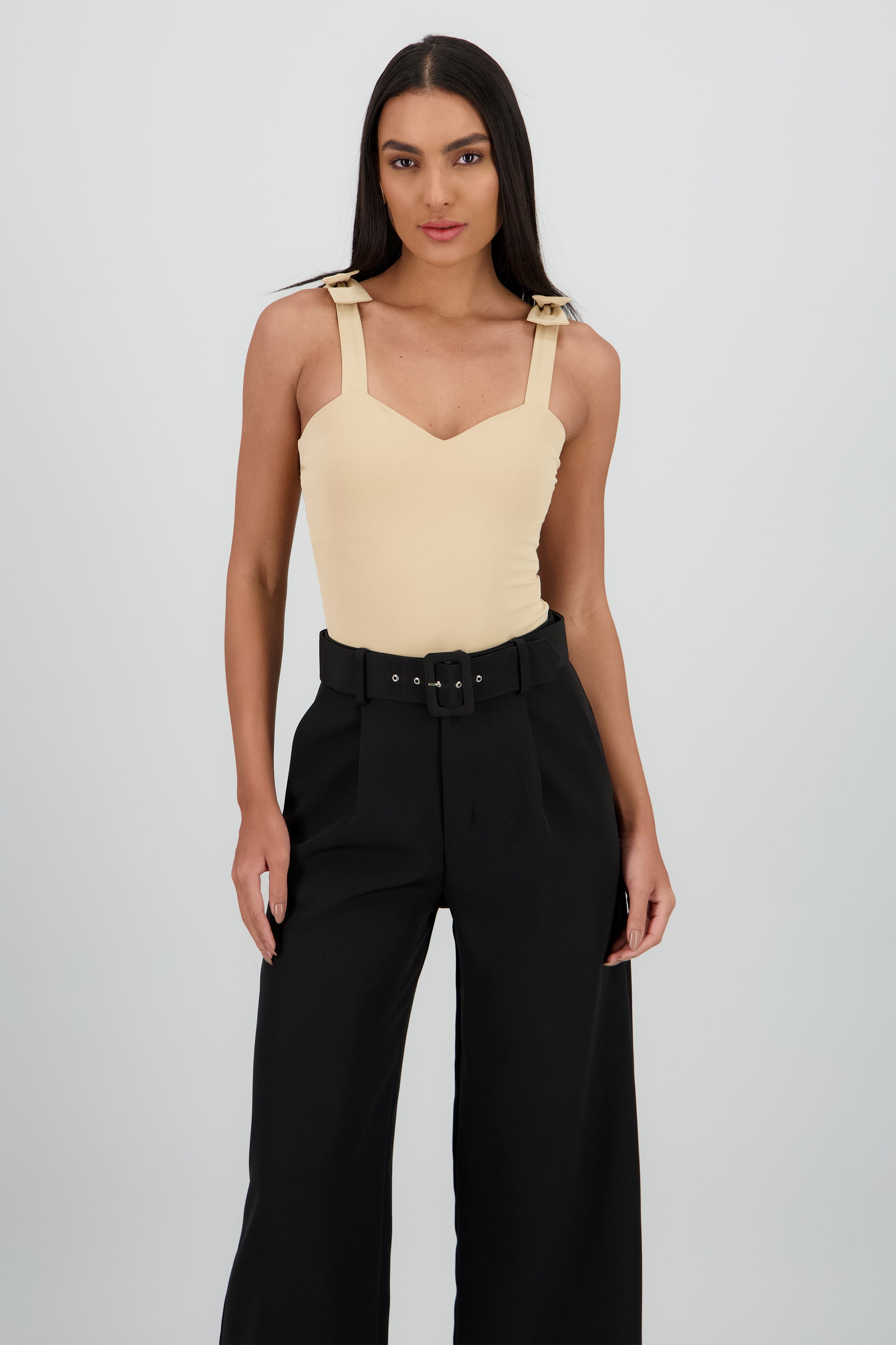 Bodysuit liso con tirante moños TAN