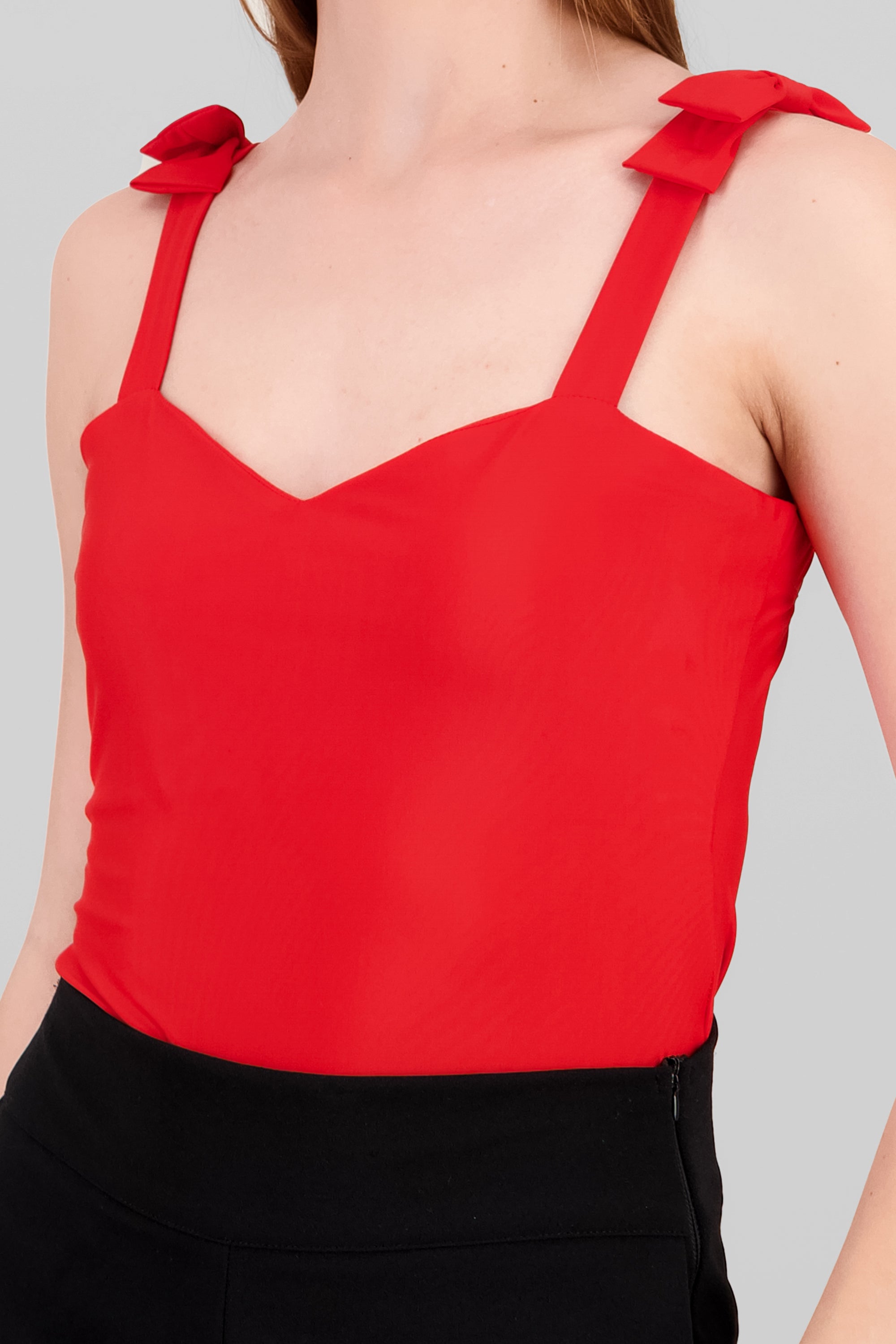 Bodysuit liso con tirante moños ROJO