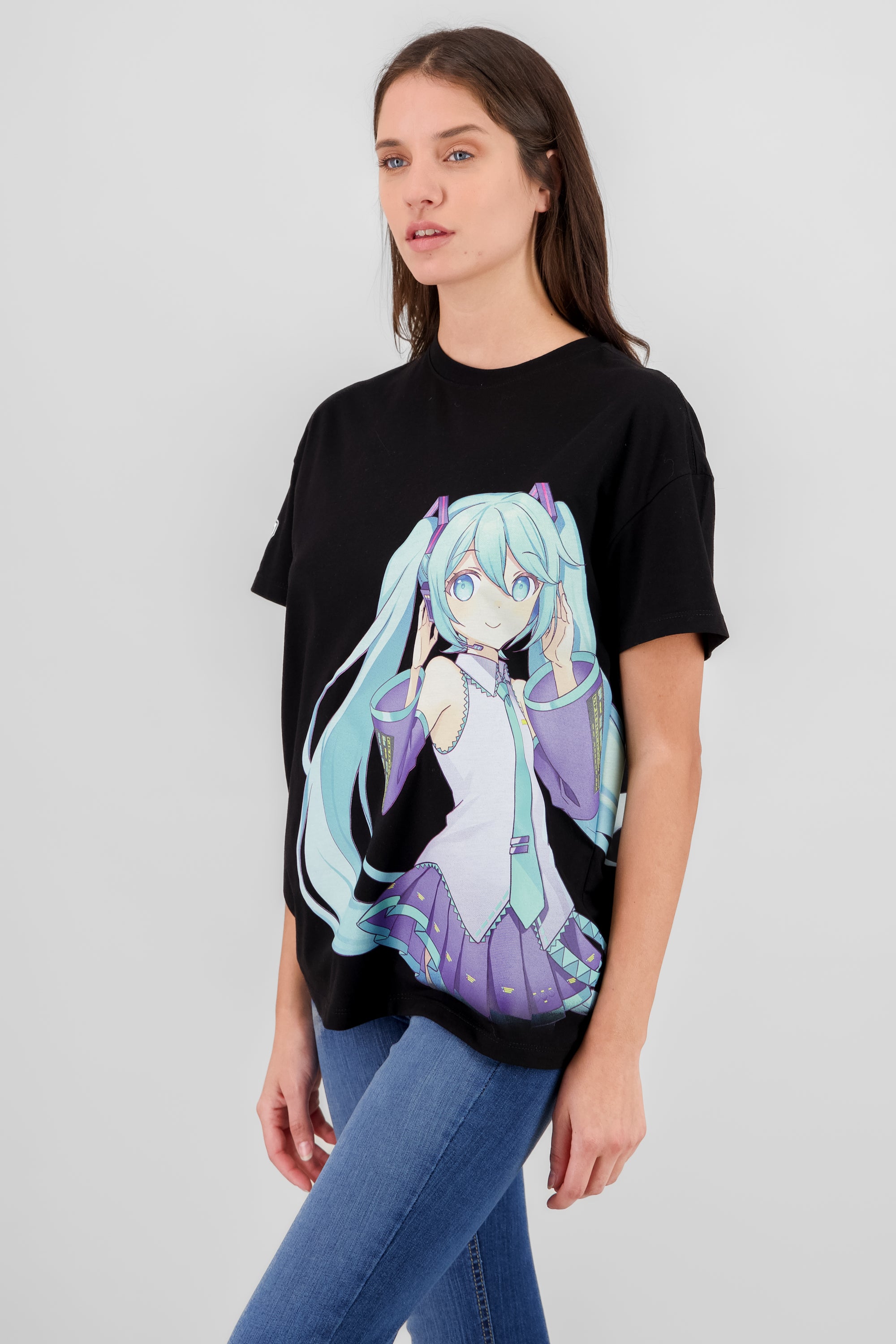 Playera Miku frente espalda NEGRO