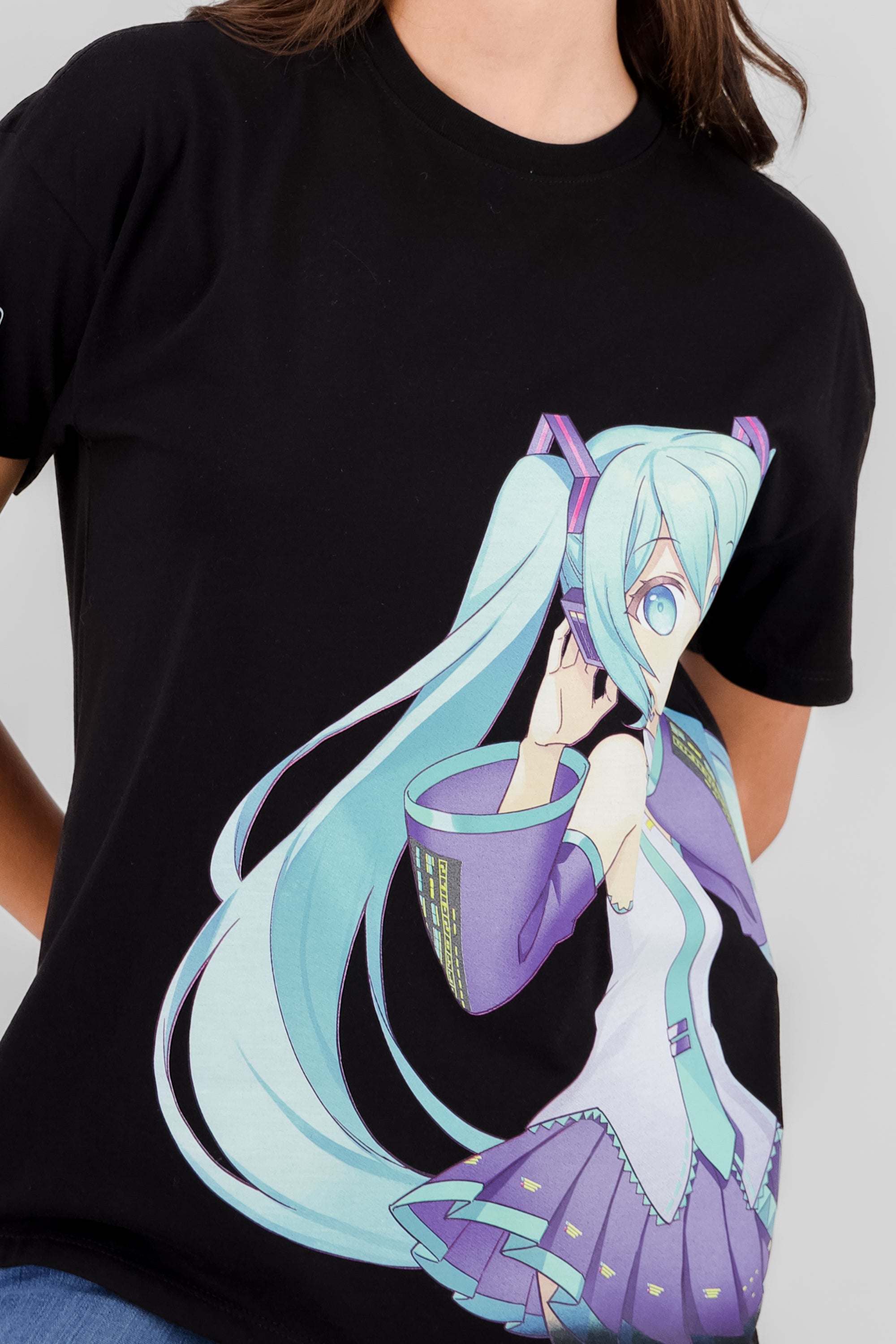 Playera Miku frente espalda NEGRO
