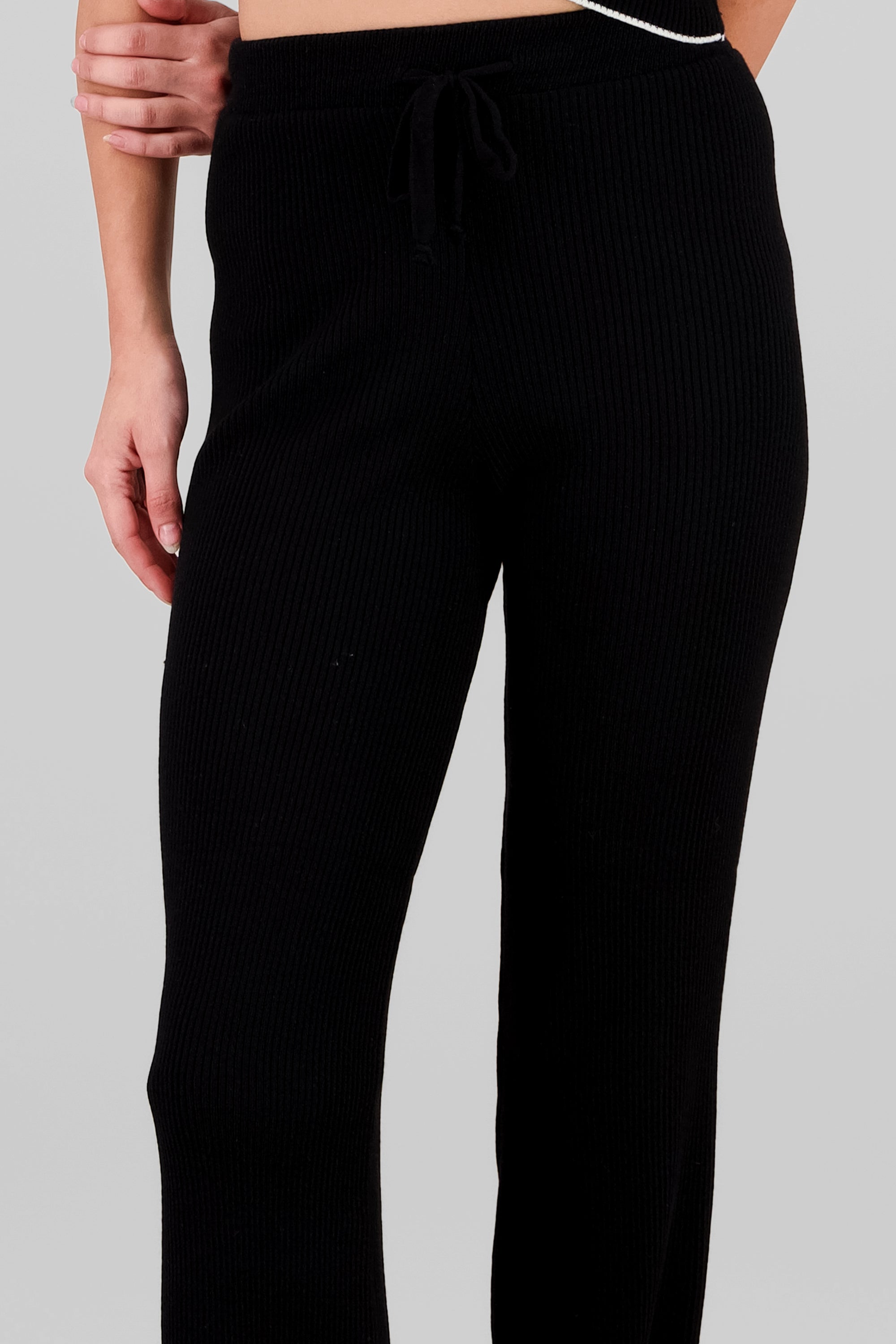 Pantalon tejido suave NEGRO