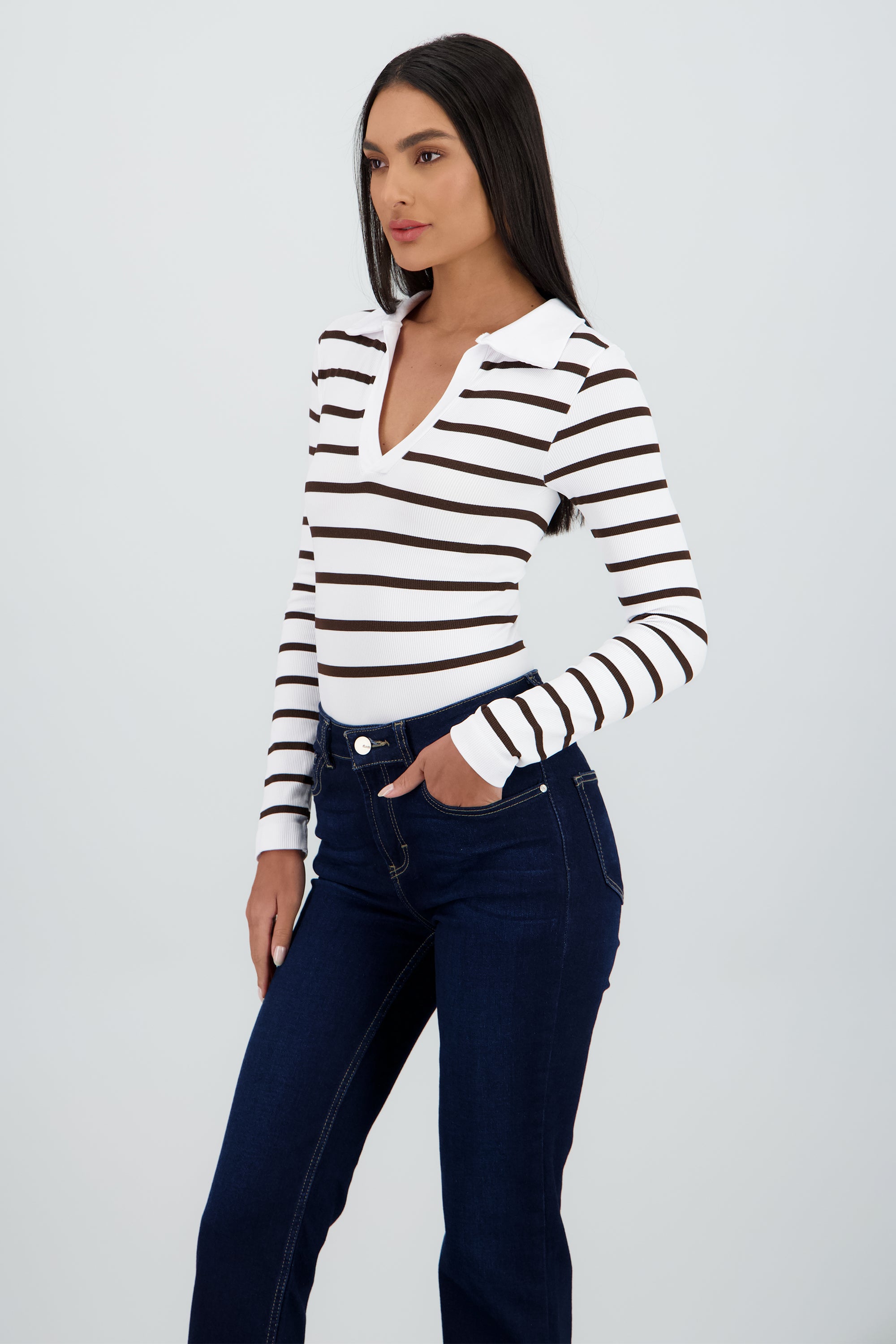 Bosyduit manga larga cuello tipo polo seamless CAFE COMBO