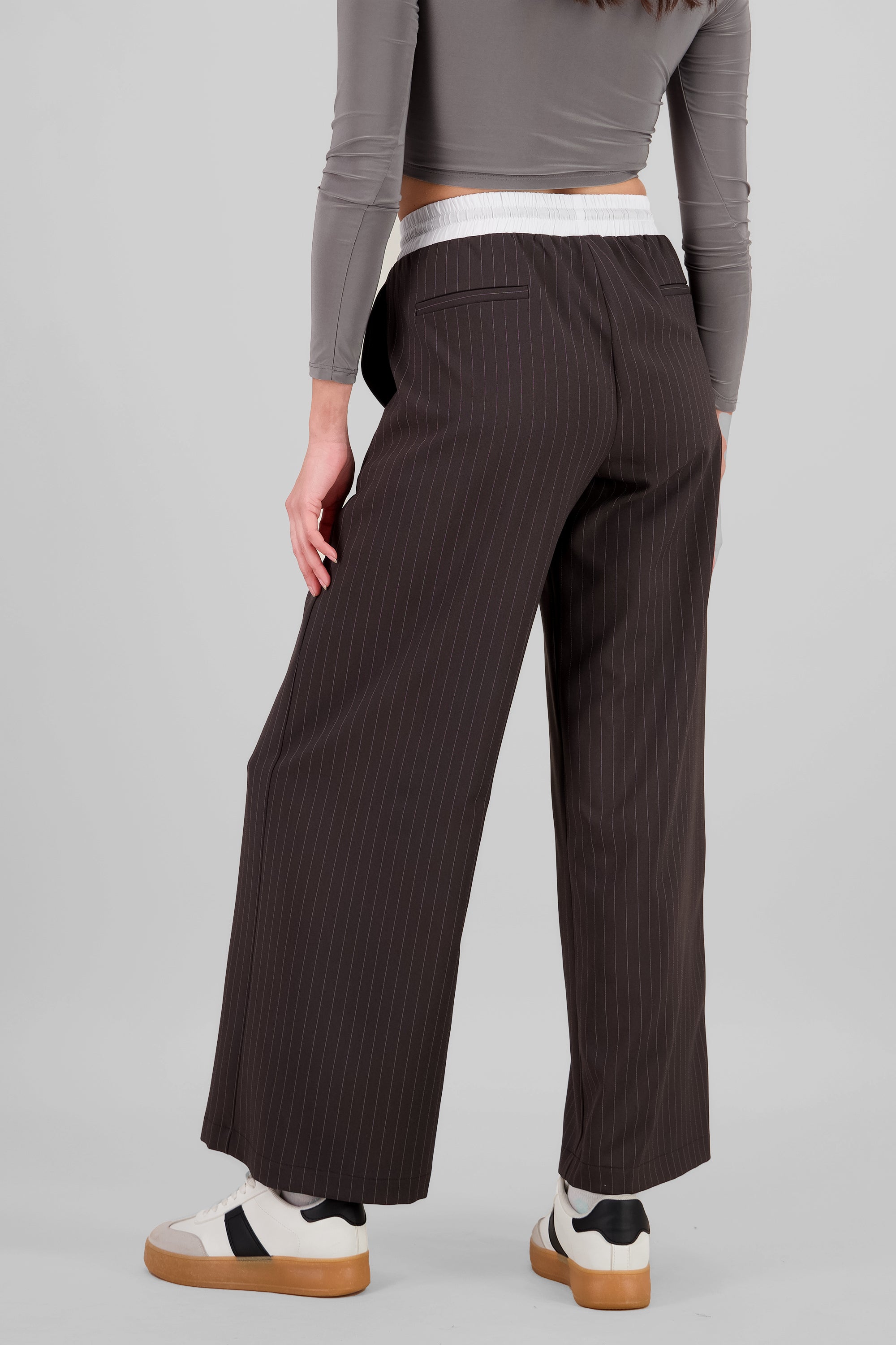 Pantalon amplio detalle pretina contraste NEGRO COMBO