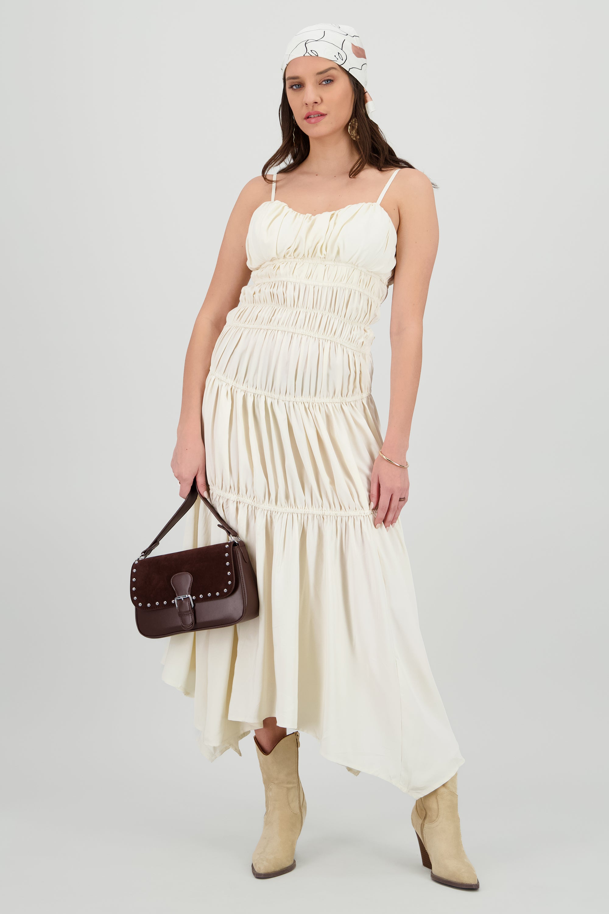 Vestido con detalles liso ARENA