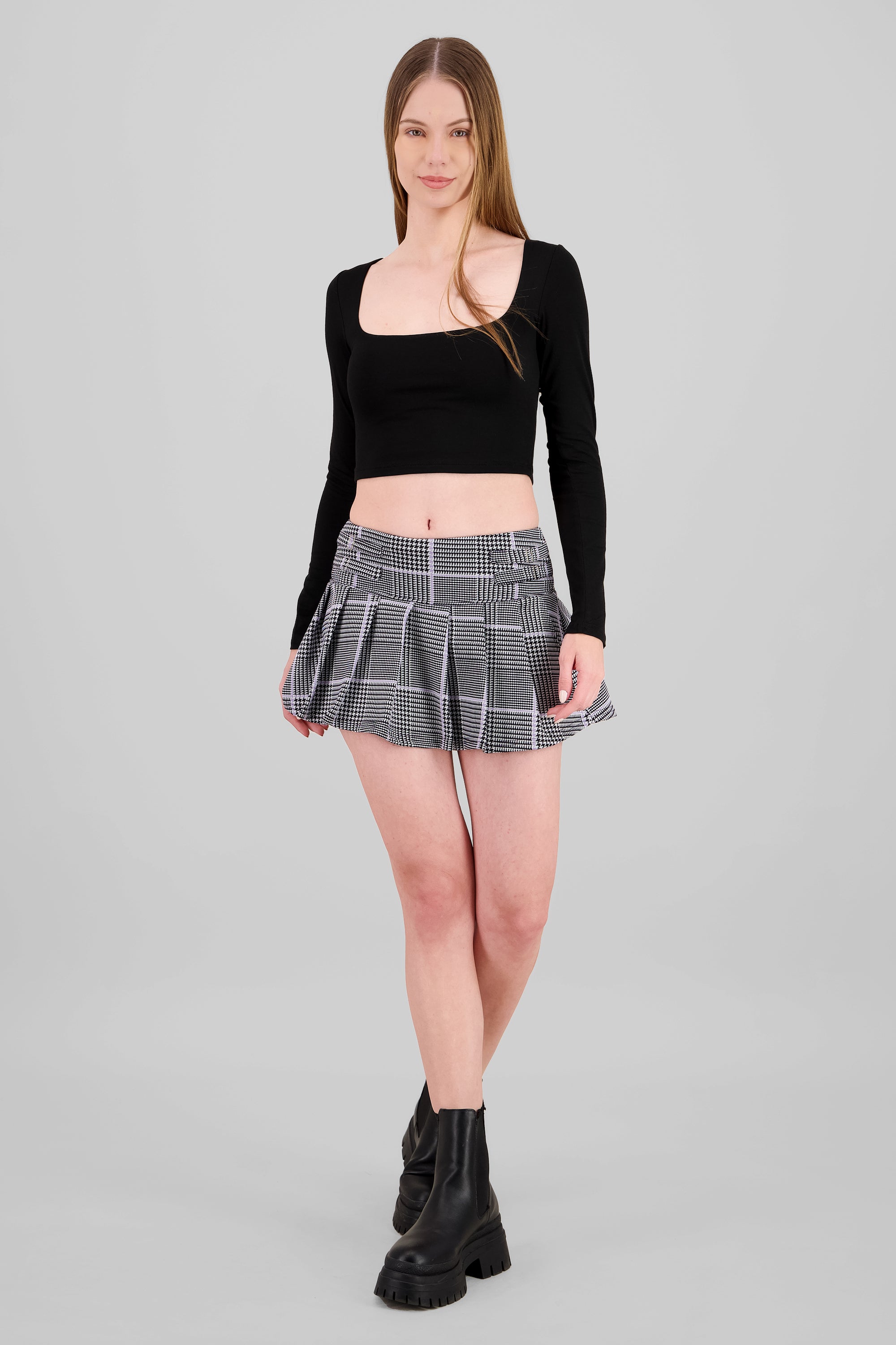 Falda tableada caudros NEGRO COMBO