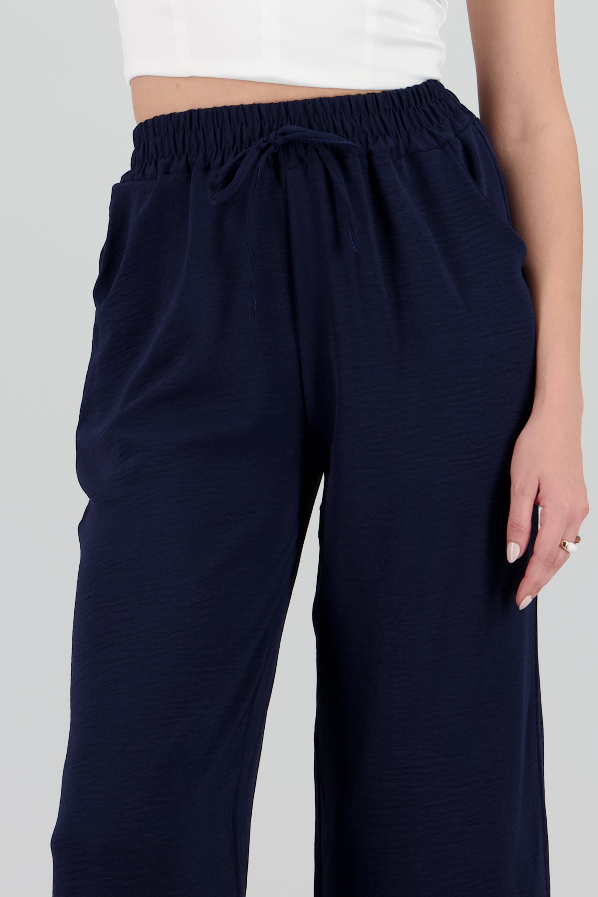 Pantalon ligero liso MARINO