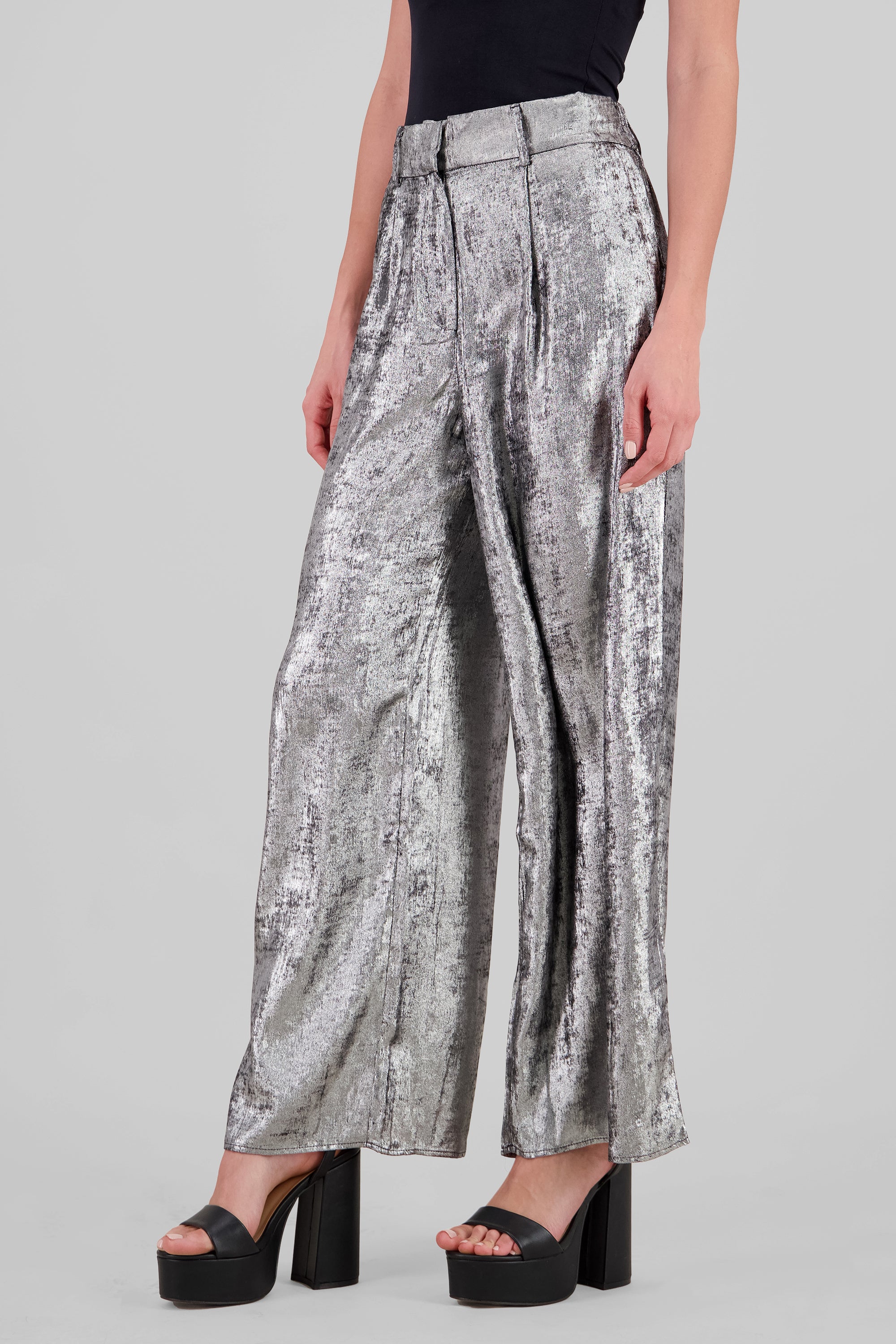 Pantalon amplio brillo sutil PLATA