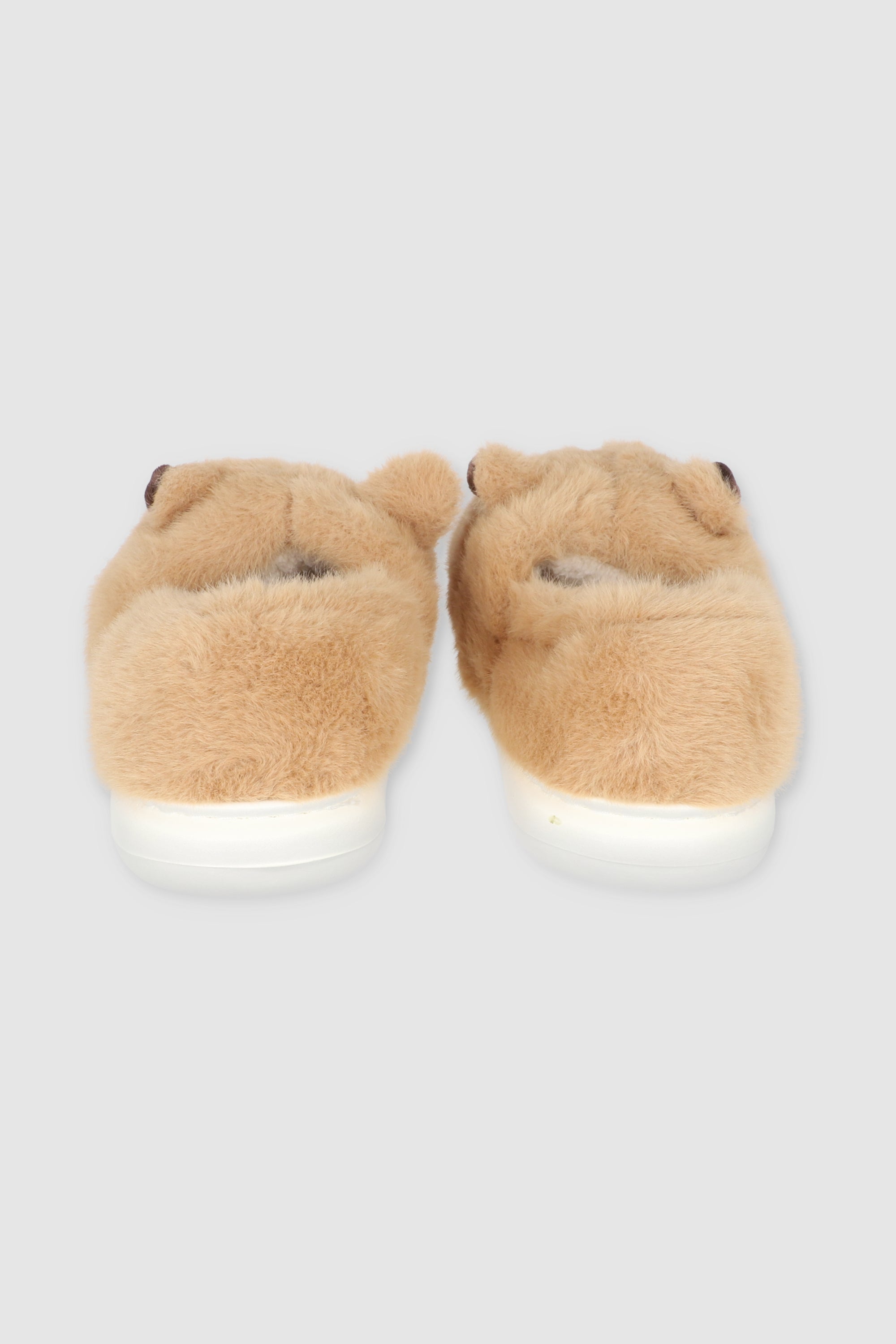 PANTUFLA CAPIBARA ESPONJOSA CAFE