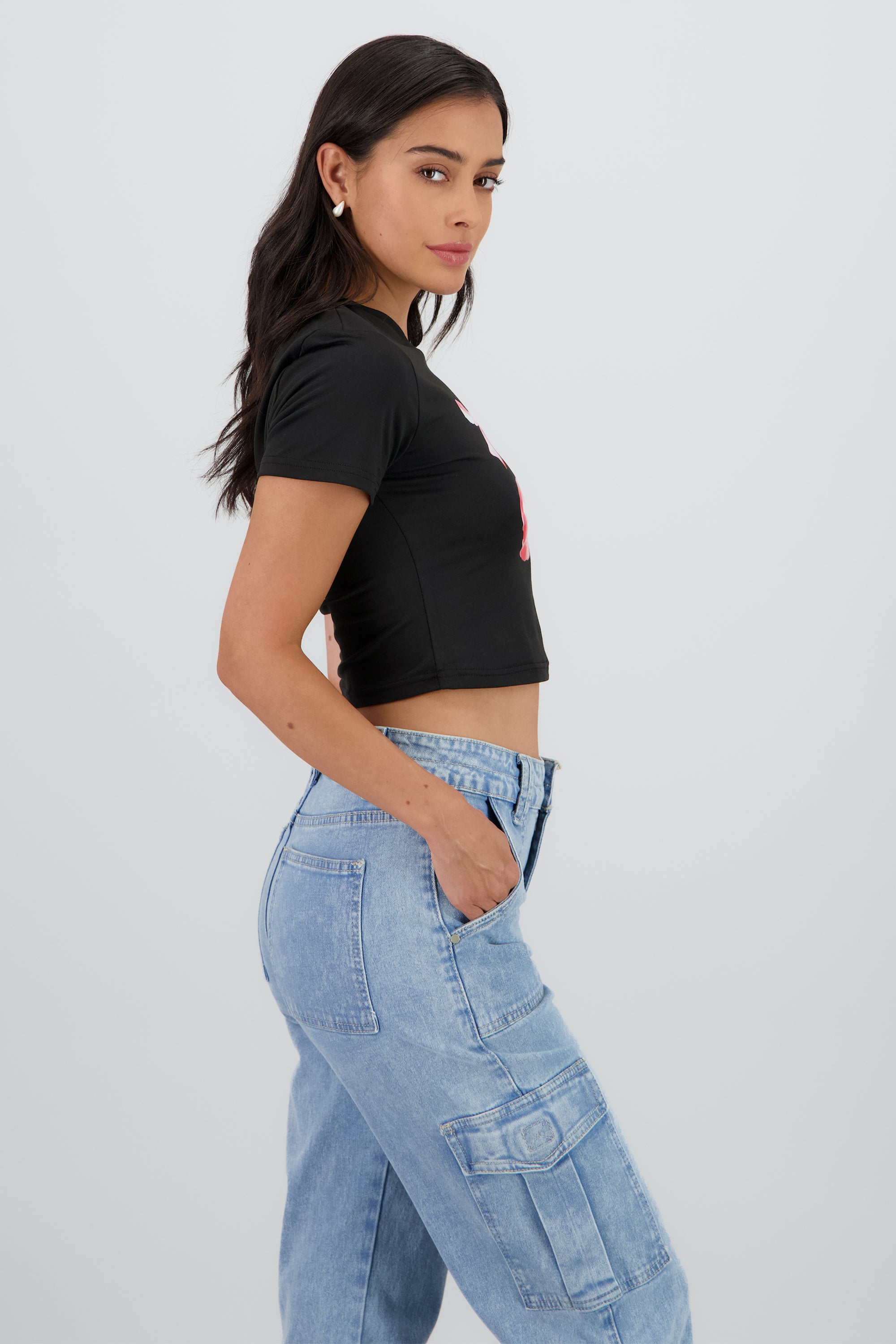 Playera estampada cerezas NEGRO