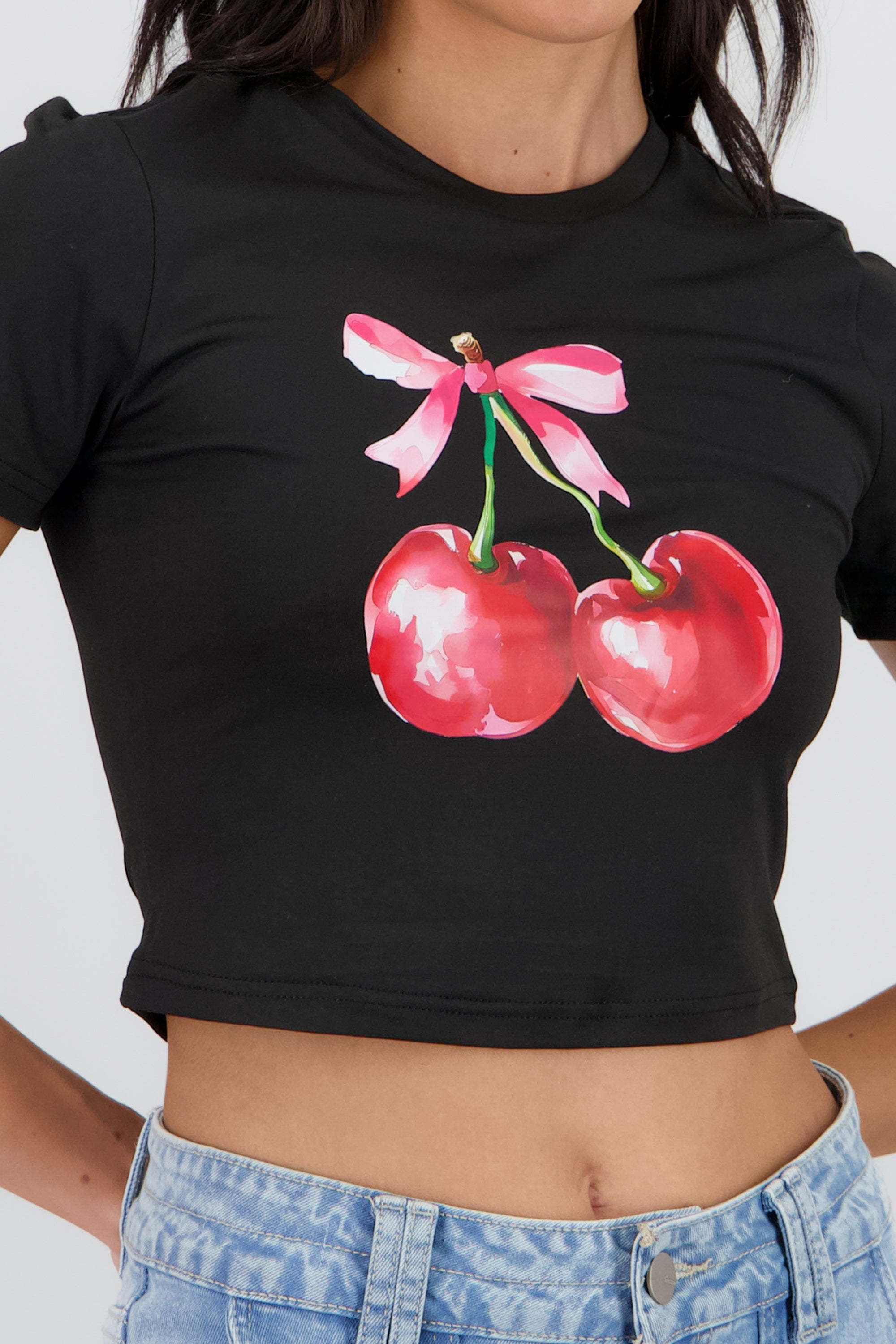 Playera estampada cerezas NEGRO