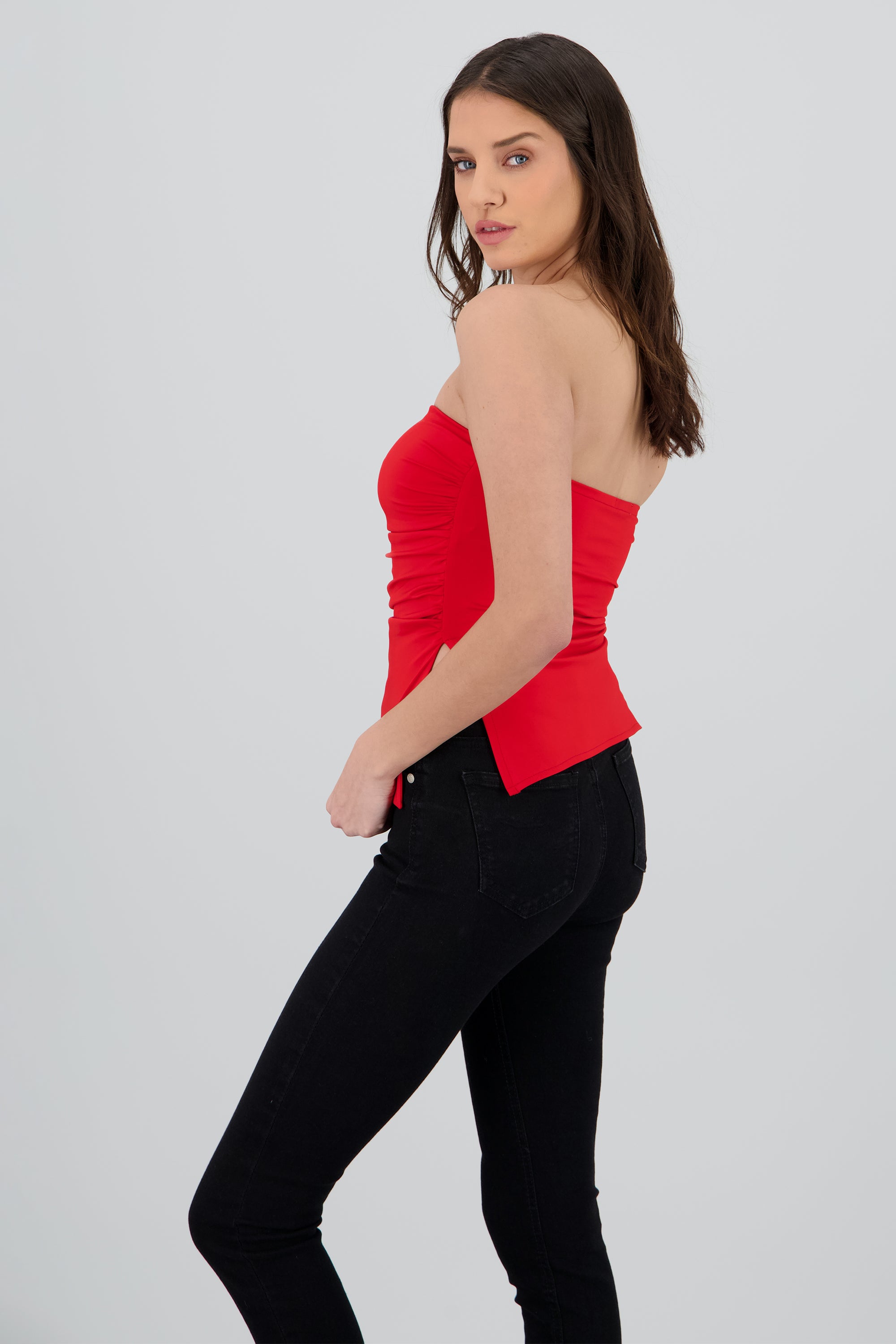 Top tubo drapeado con aberturas en costados ROJO CEREZA