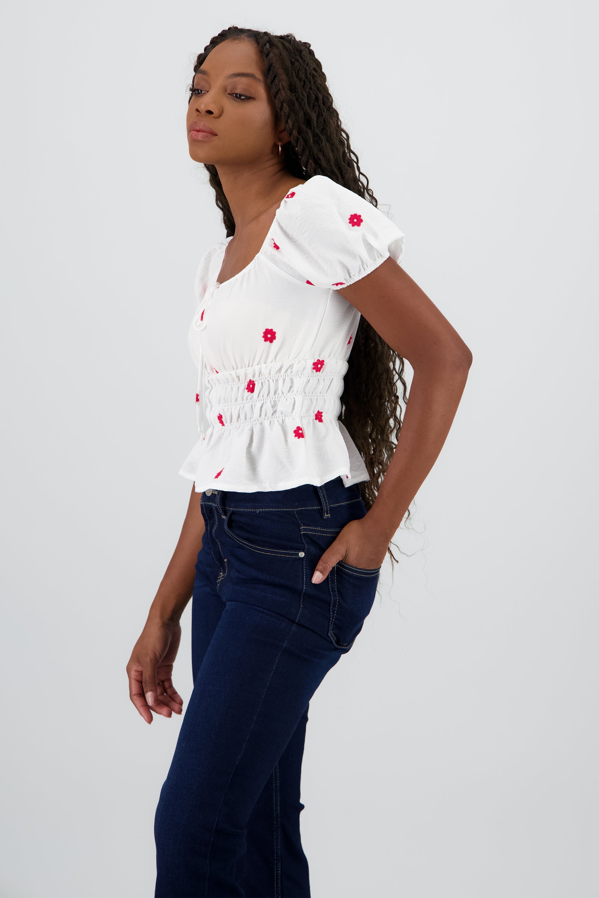 Blusa manga abullonada bordado flores BLANCO COMBO