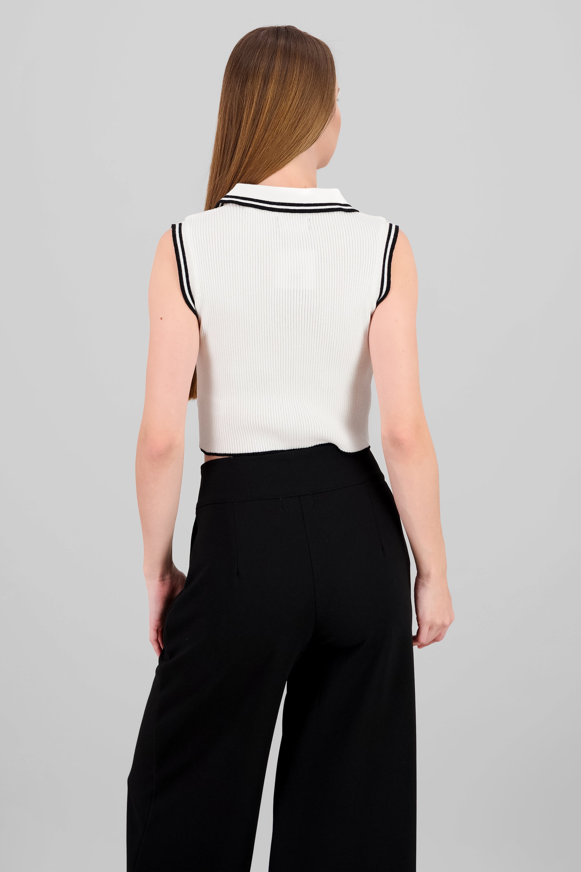 Top cuello polo sin manga detalle contraste Hyp HUESO COMBO