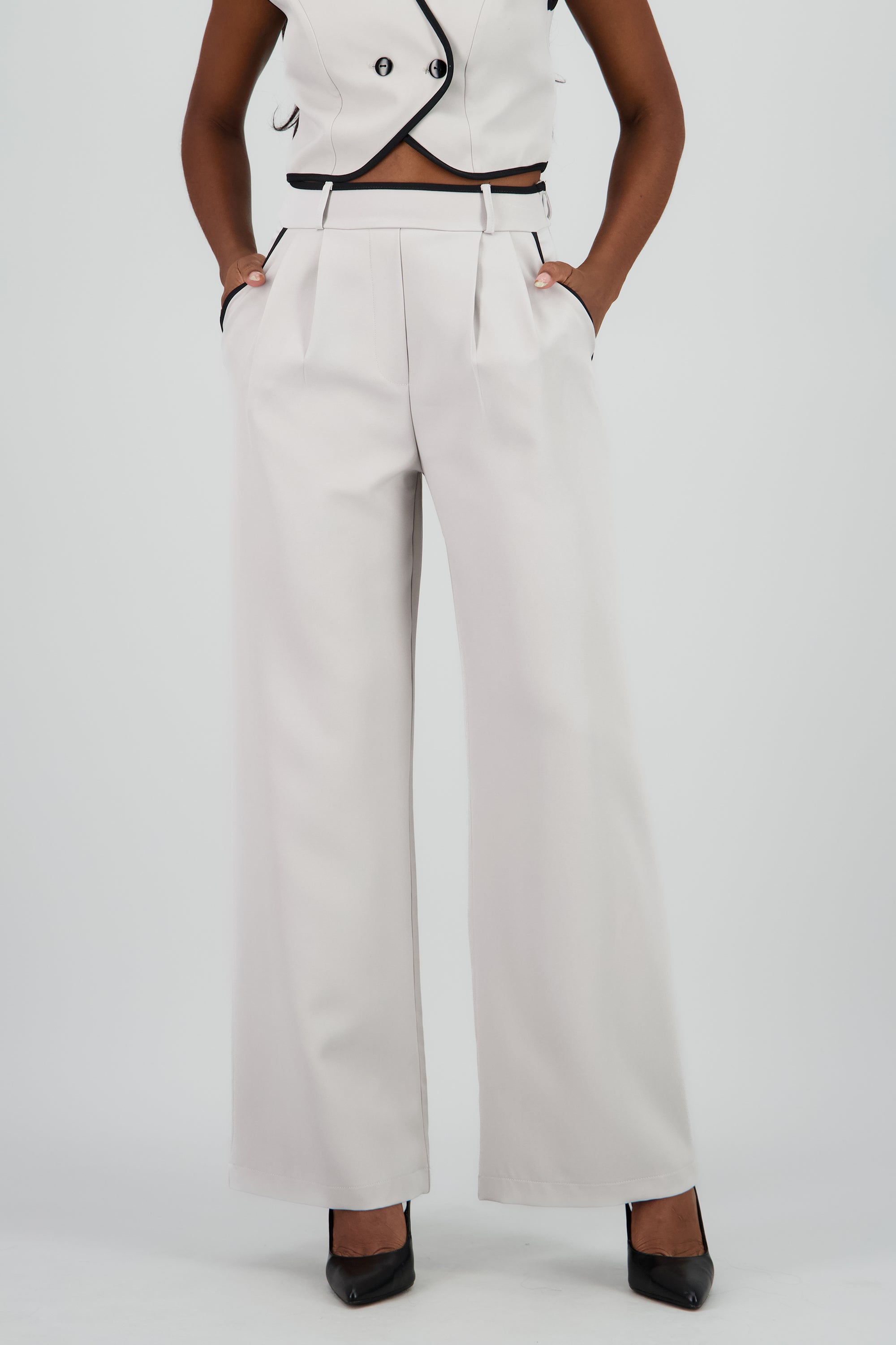 Pantalon sastre con pinza detalle contraste Hyp GRIS