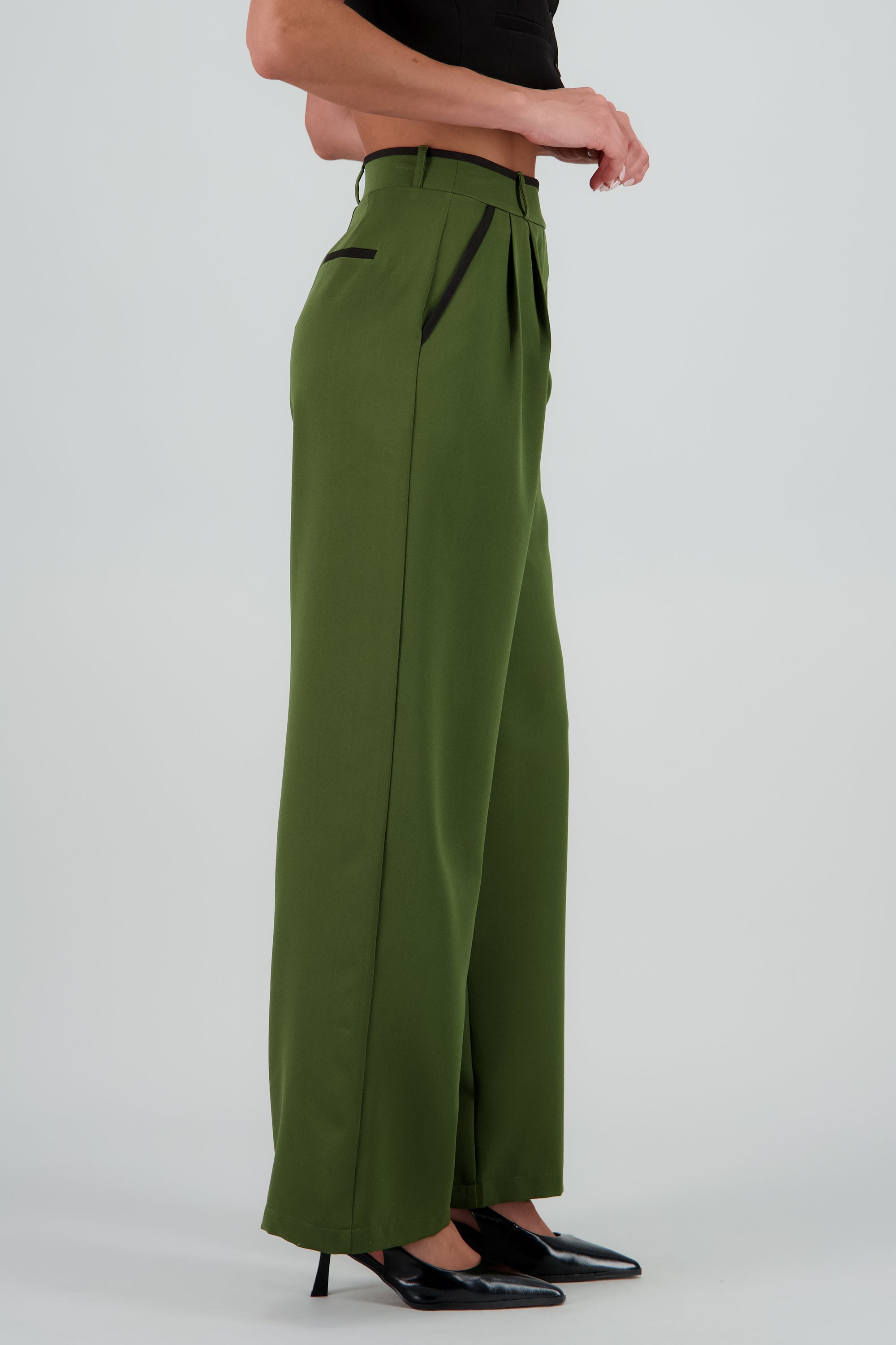 Pantalon sastre con pinza detalle contraste Hyp OLIVO COMBO