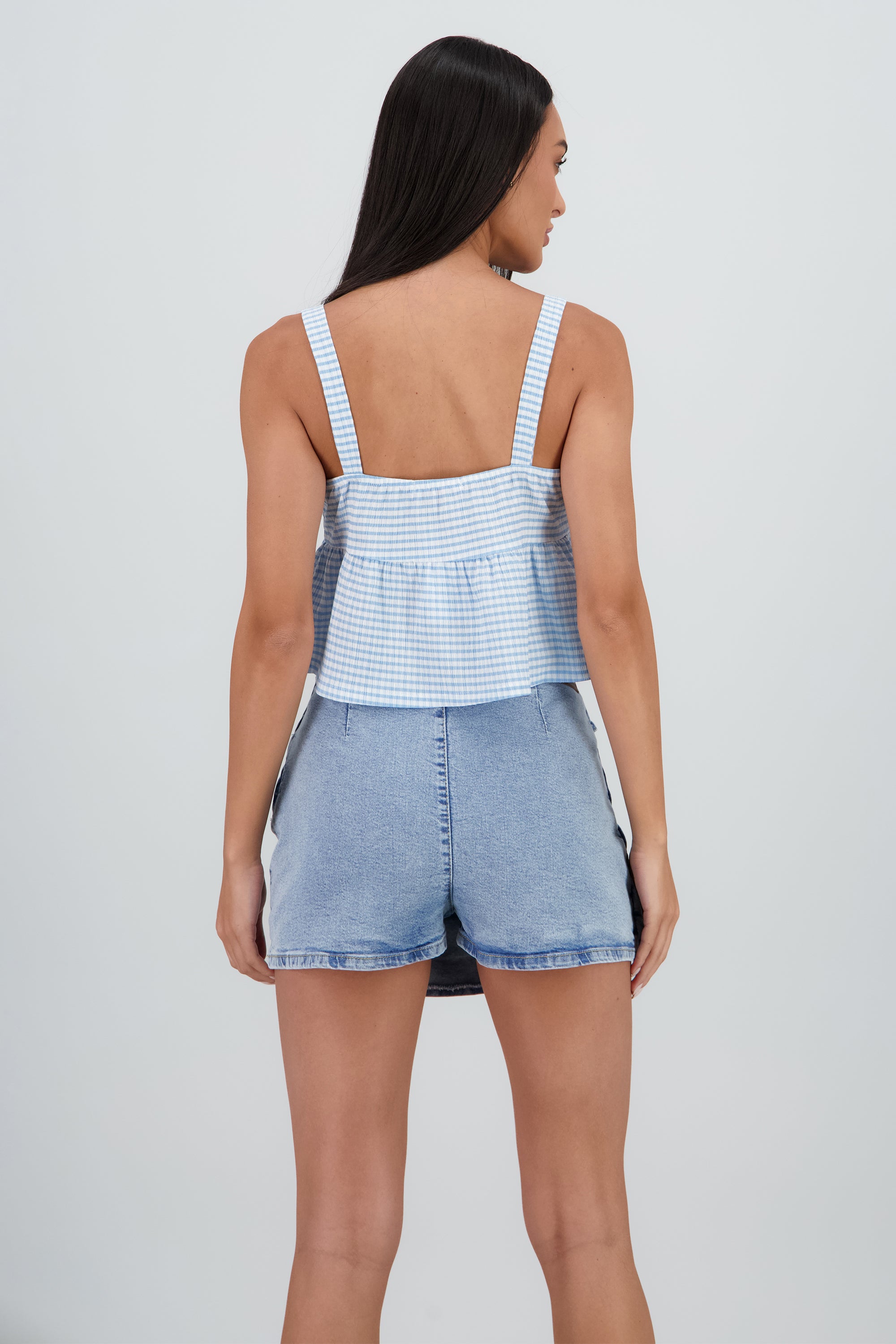 Top con olan tirantes detalle moños AZUL PASTEL
