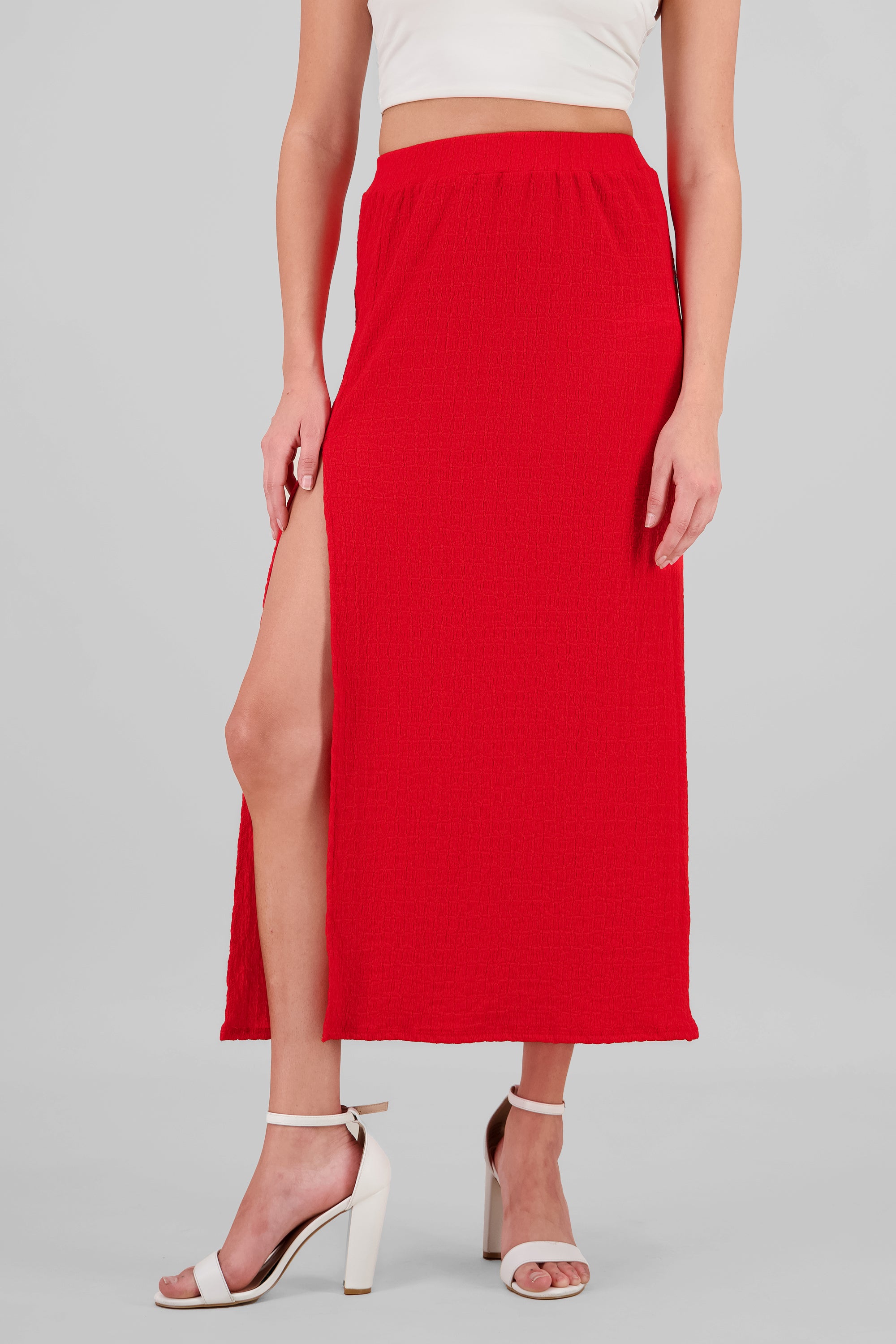 Falda midi detalle textura ROJO