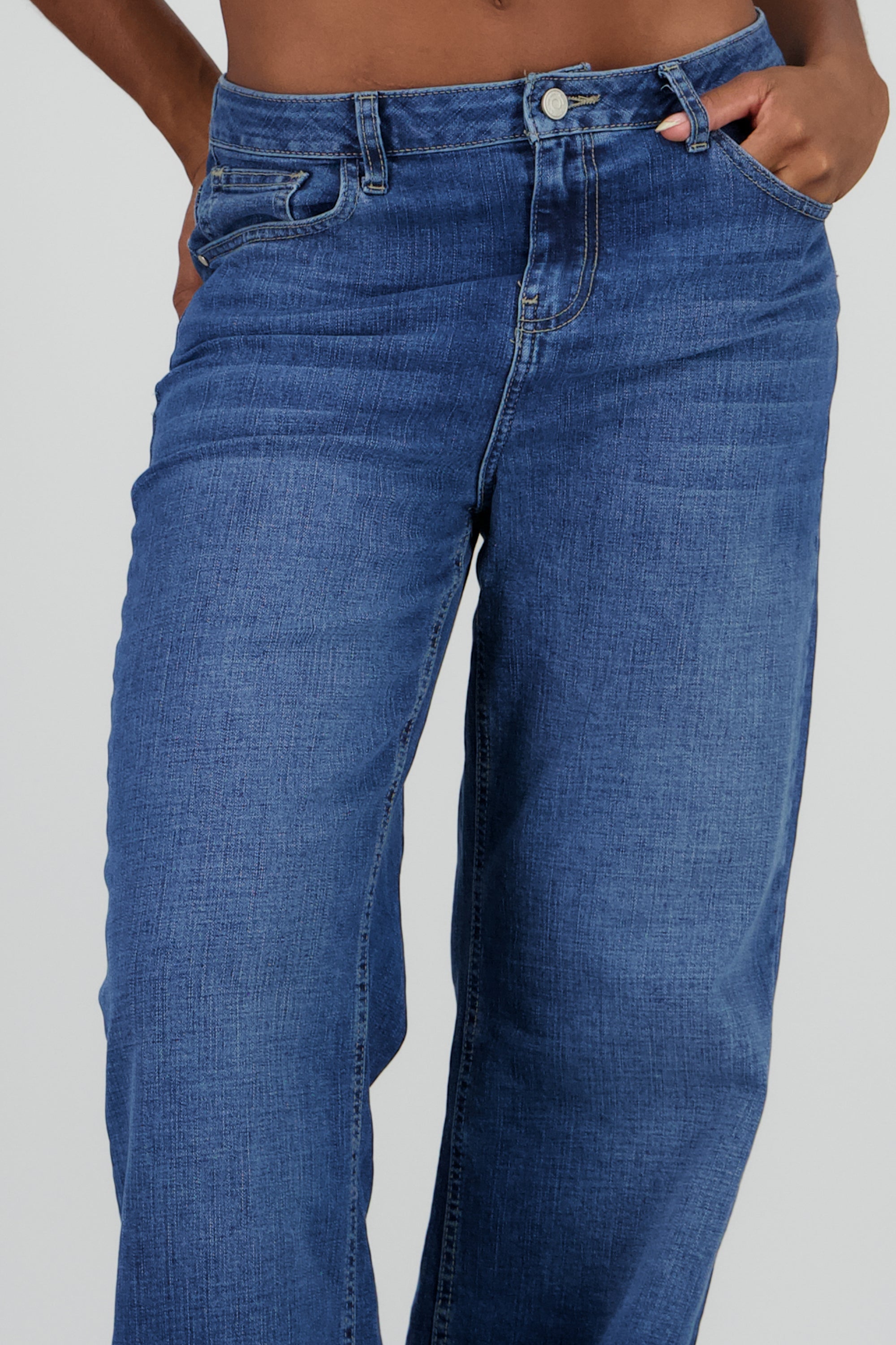 Jeans wide leg básicos LIGHT WASH