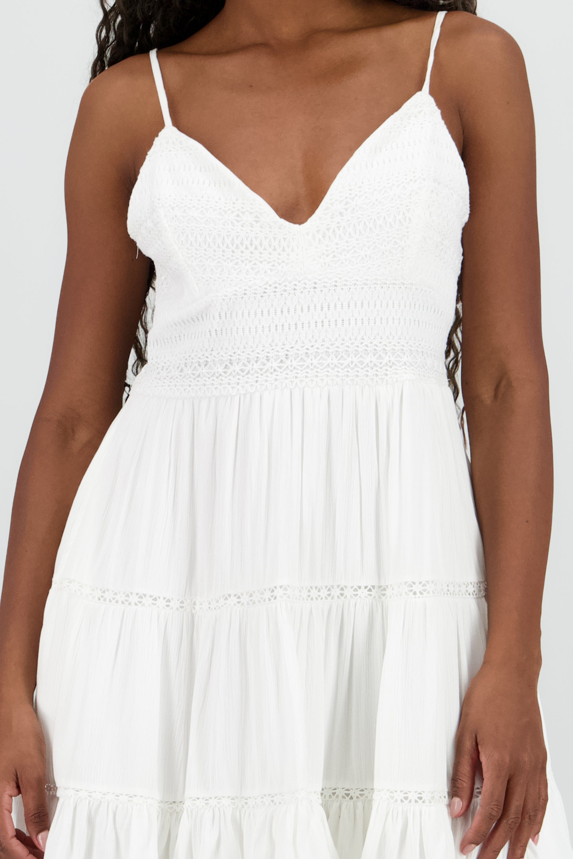 VESTIDO MINI DETALLE BORDADO BLANCO