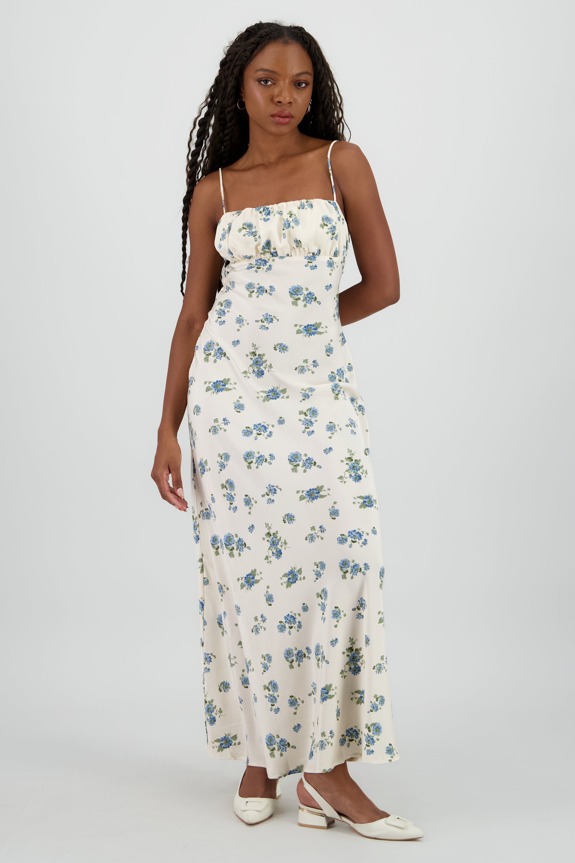 Vestido maxi satinado de flores HUESO COMBO