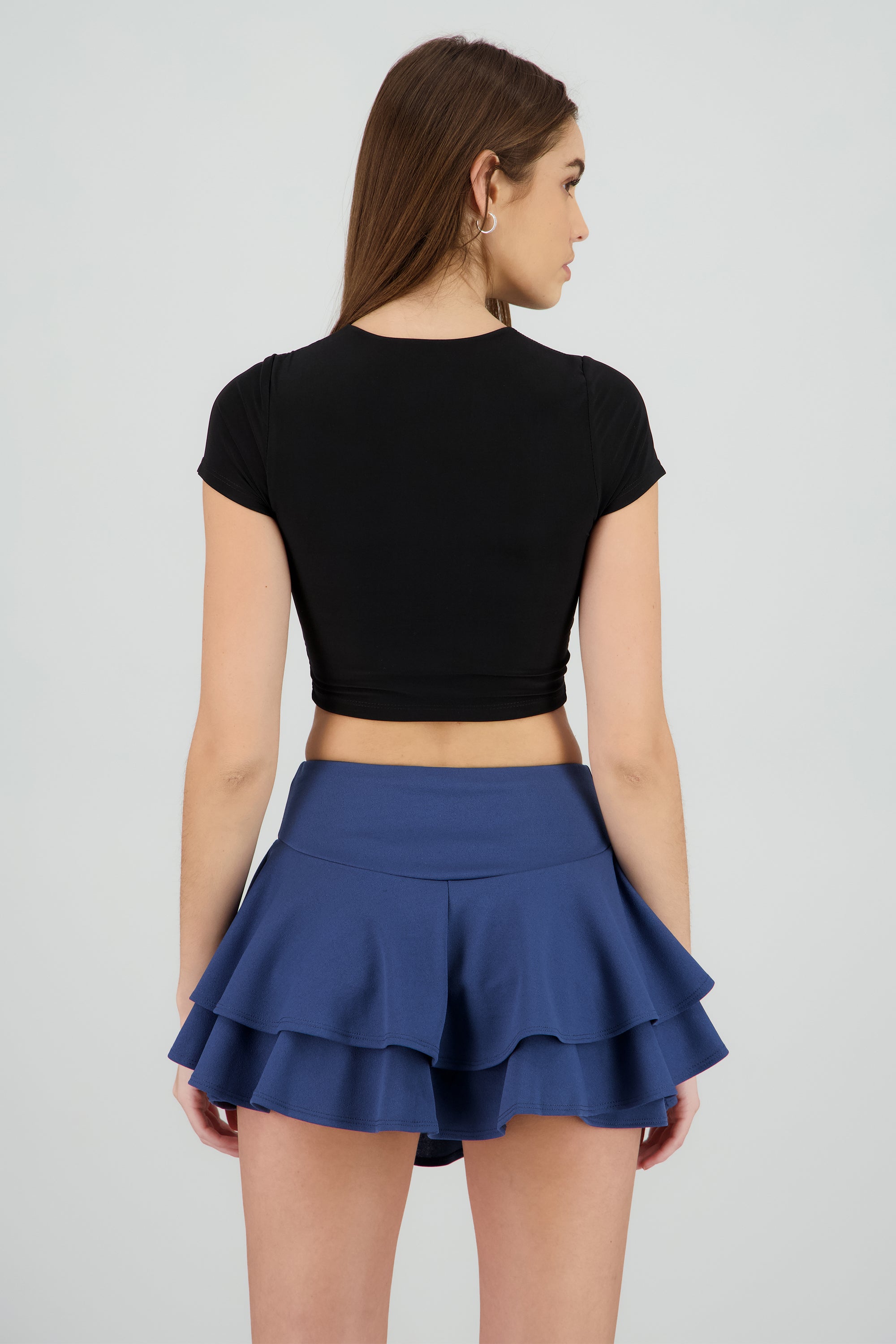 Top crop doble tela manga corta NEGRO