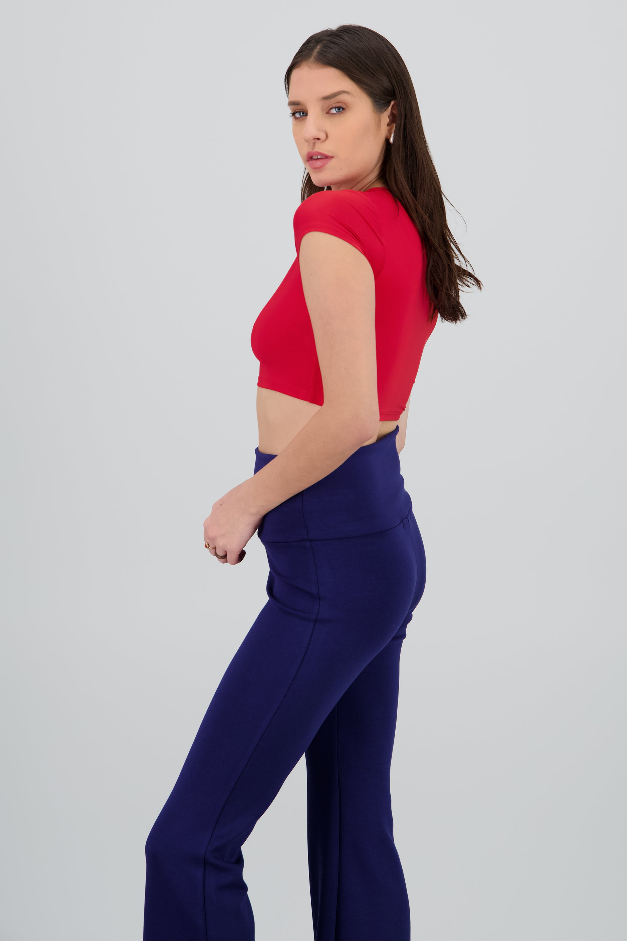 Top crop doble tela manga corta ROJO CEREZA